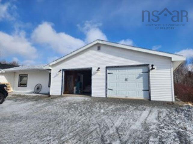 $459,000.00: 2037 Highway 1 Highway NE, Falmouth