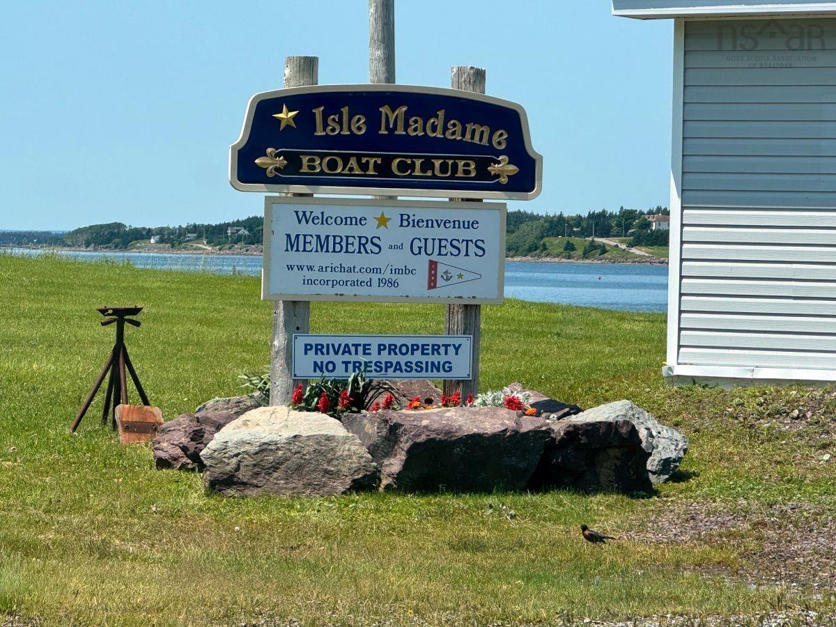 $390,000.00: 1-8 Cape Auguet Road, West Arichat