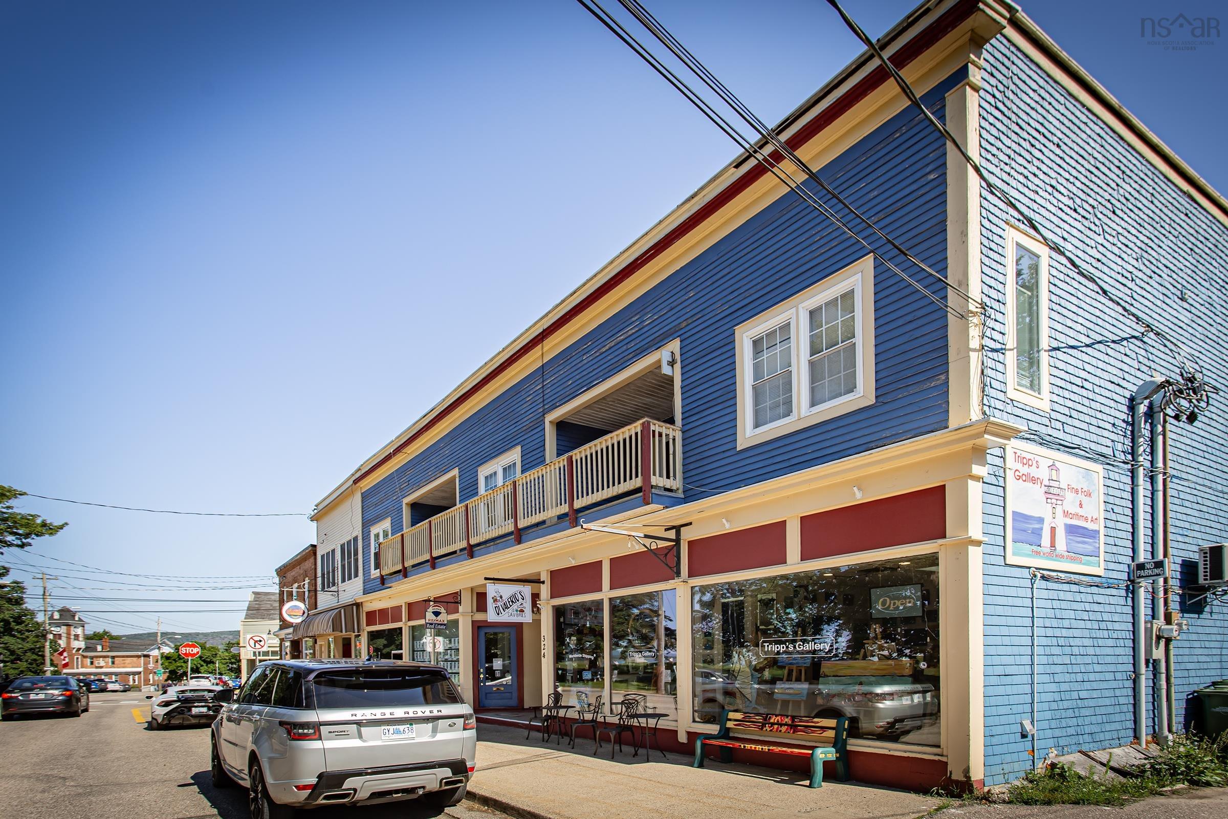 324 St. George Street 