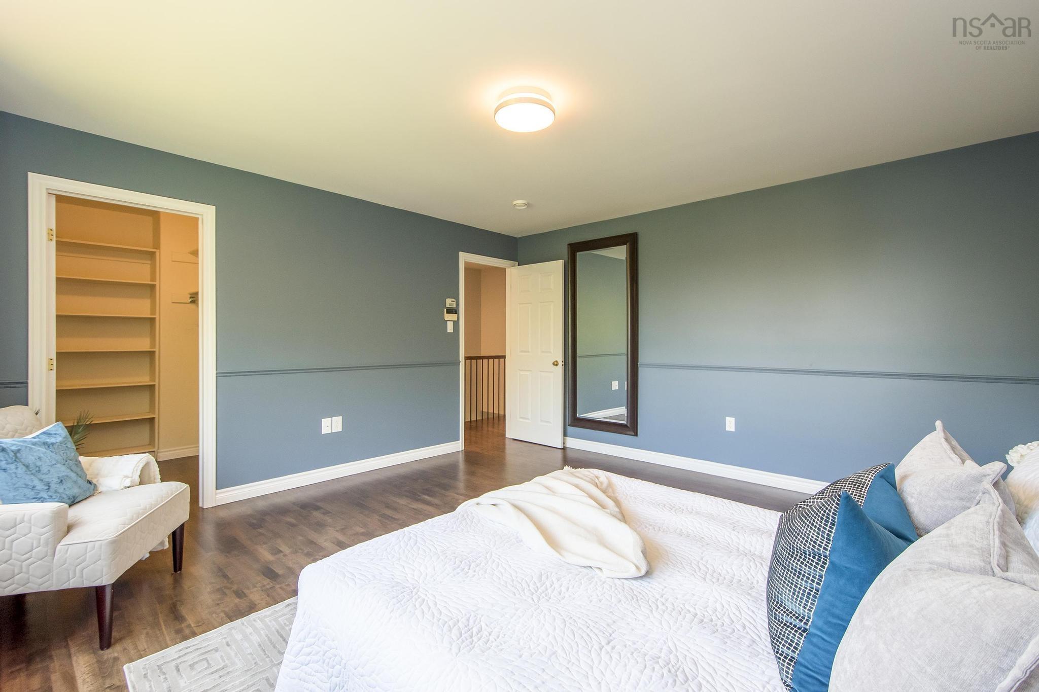 $949,000.00: 27 Lakeshore Drive, Hammonds Plains