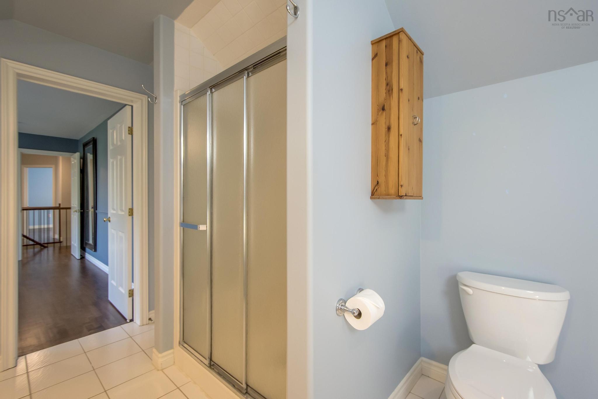 $949,000.00: 27 Lakeshore Drive, Hammonds Plains