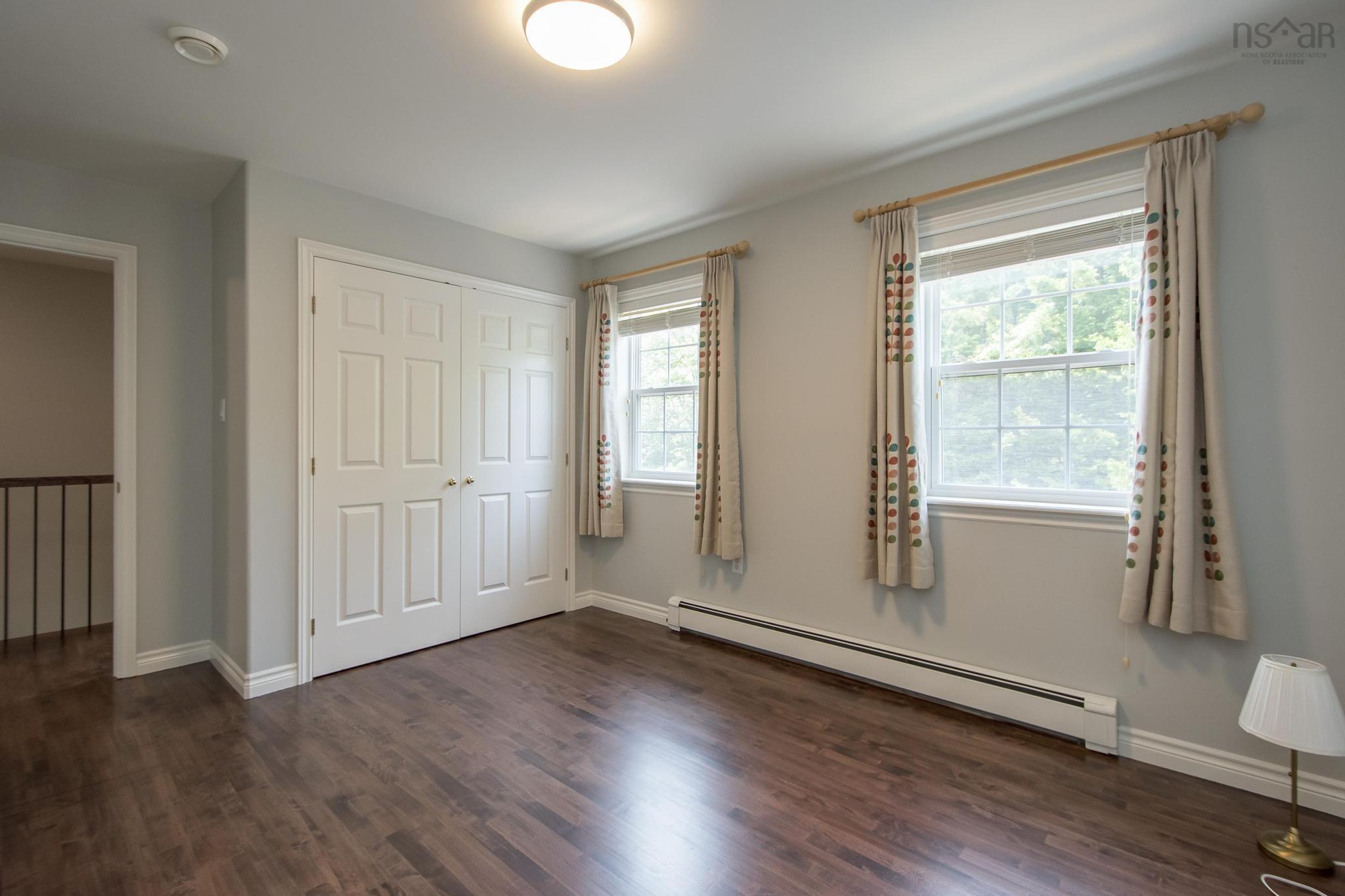 $949,000.00: 27 Lakeshore Drive, Hammonds Plains