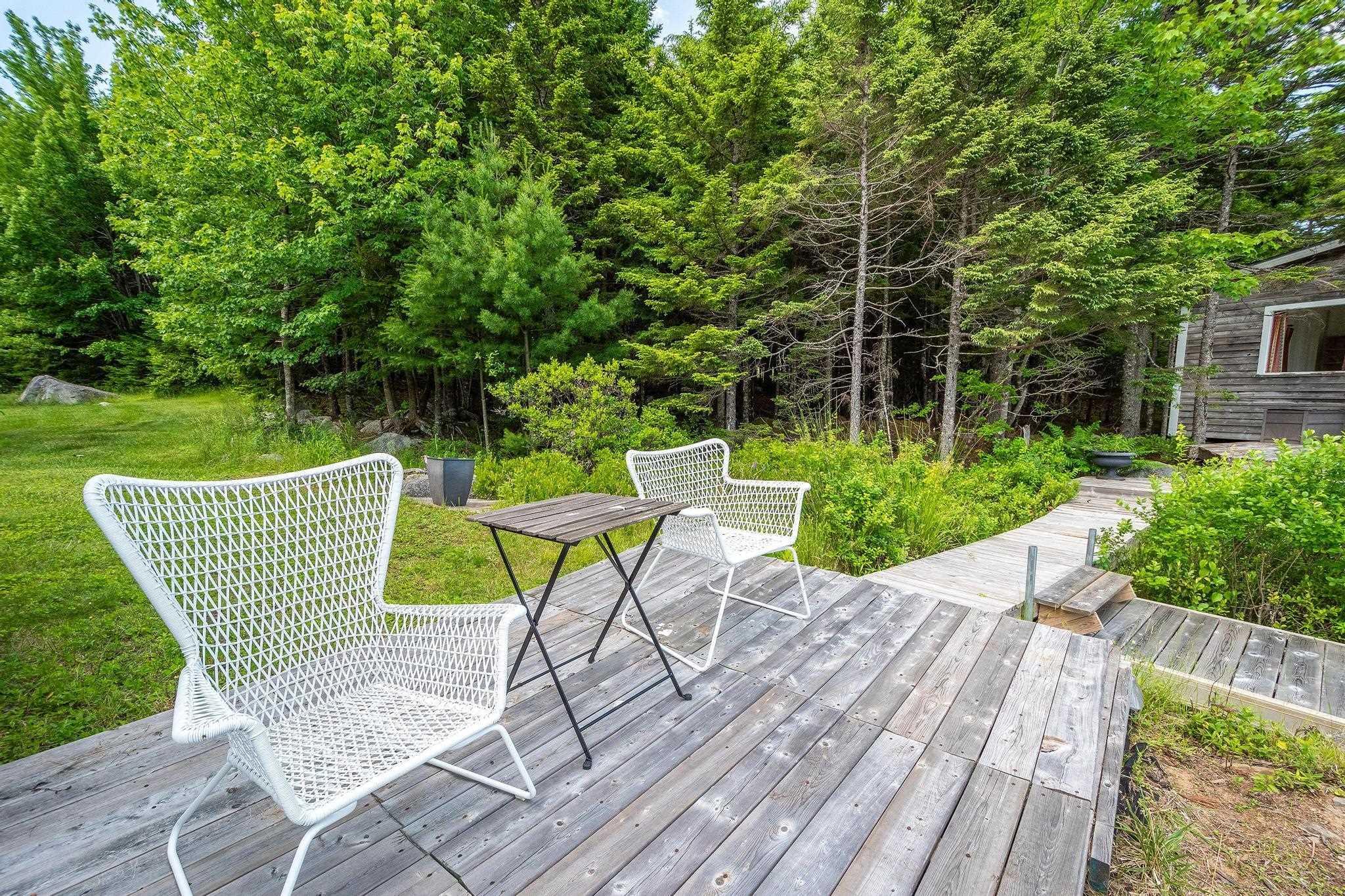 $949,000.00: 27 Lakeshore Drive, Hammonds Plains