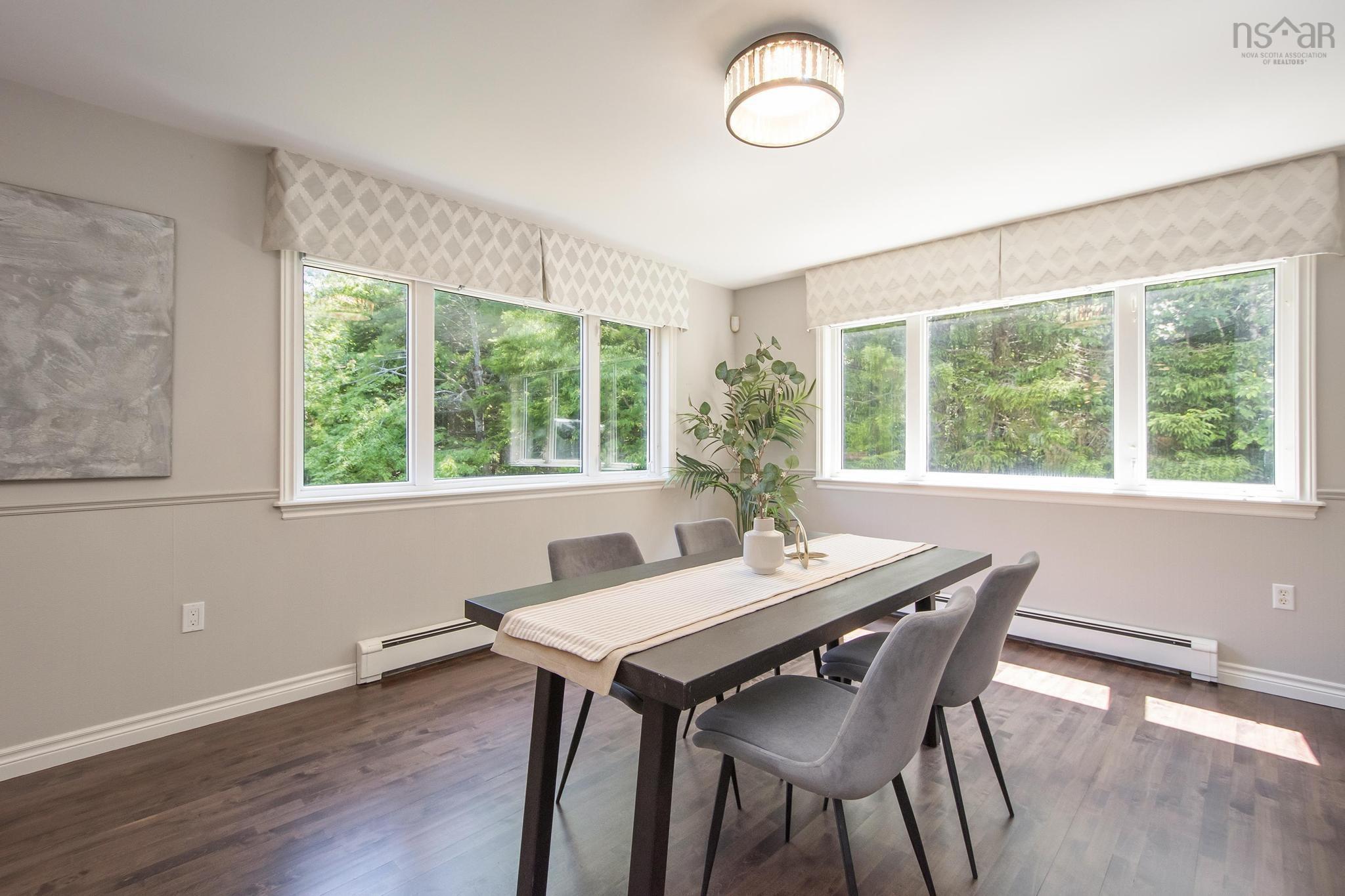 $949,000.00: 27 Lakeshore Drive, Hammonds Plains