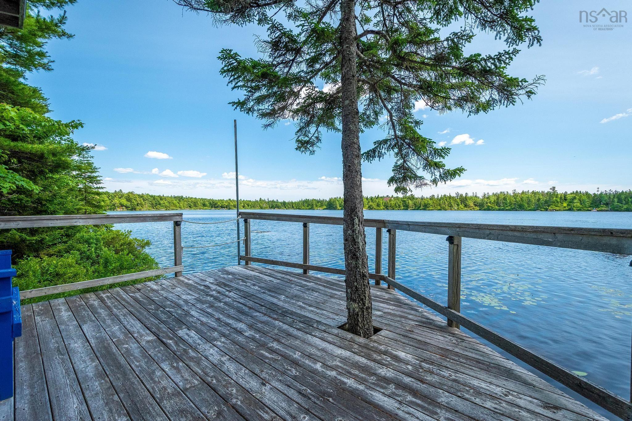 $949,000.00: 27 Lakeshore Drive, Hammonds Plains