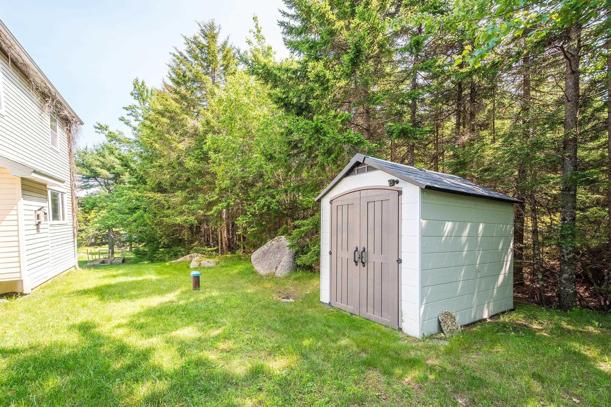 $949,000.00: 27 Lakeshore Drive, Hammonds Plains