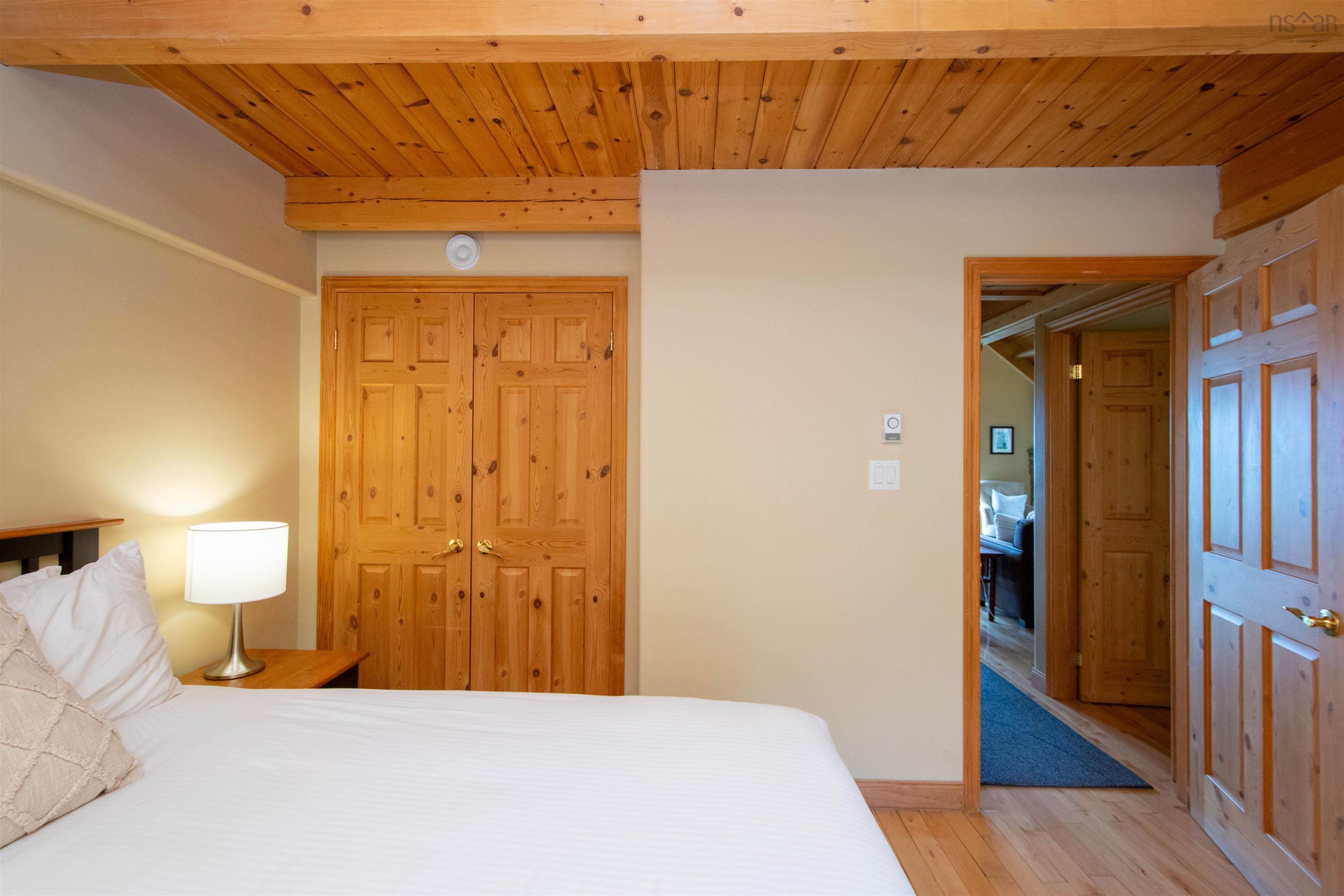 $2,000,000.00: 19-28 Thistle Lane, Braeshore