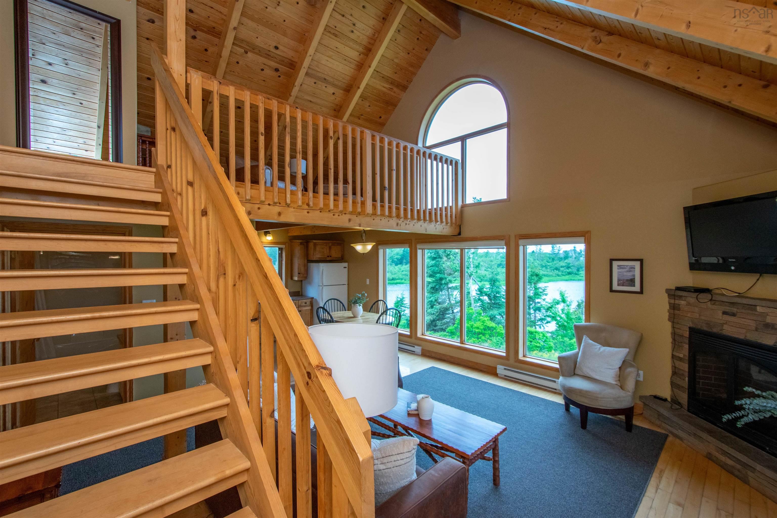 $2,000,000.00: 19-28 Thistle Lane, Braeshore