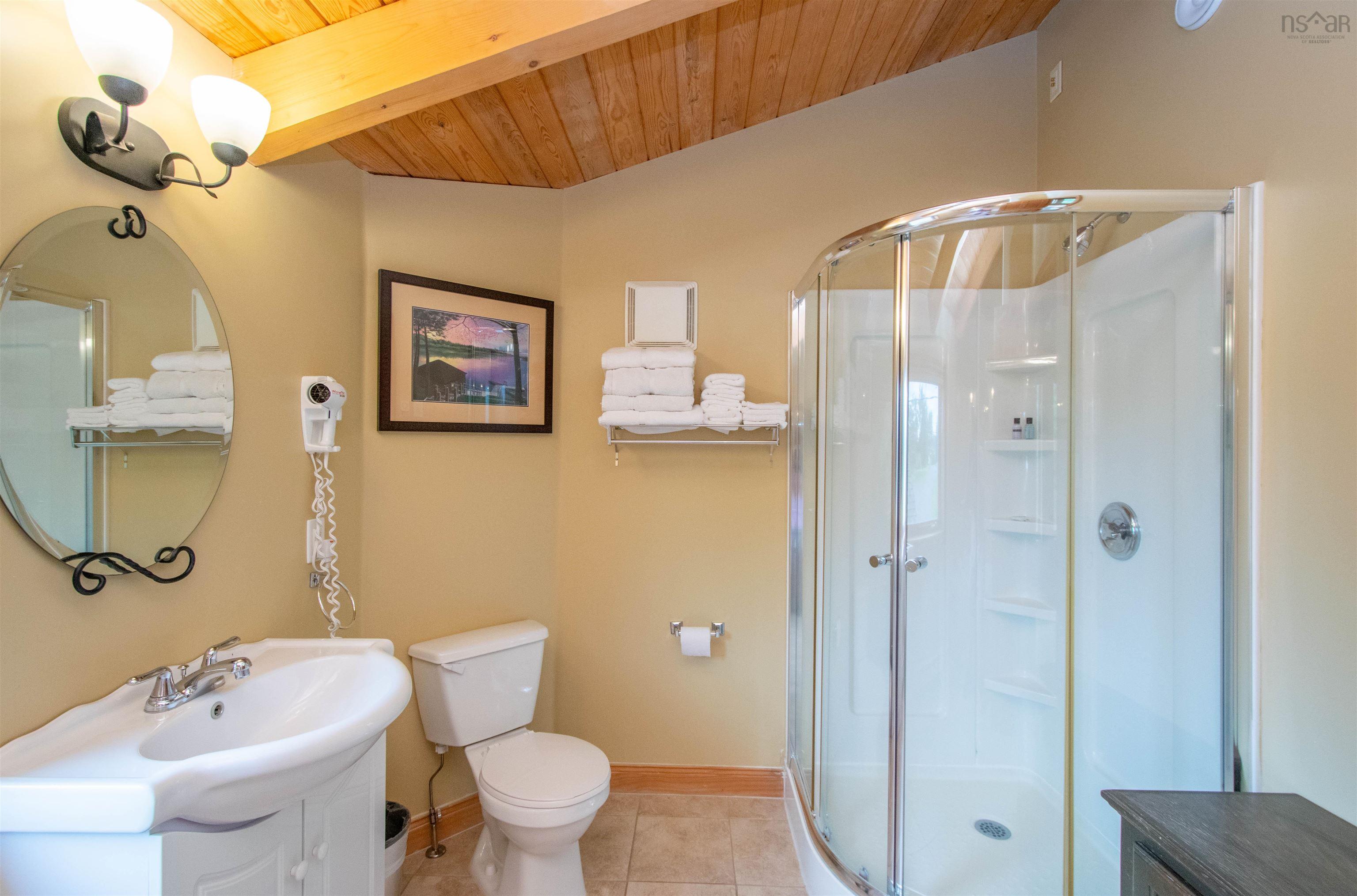 $2,000,000.00: 19-28 Thistle Lane, Braeshore