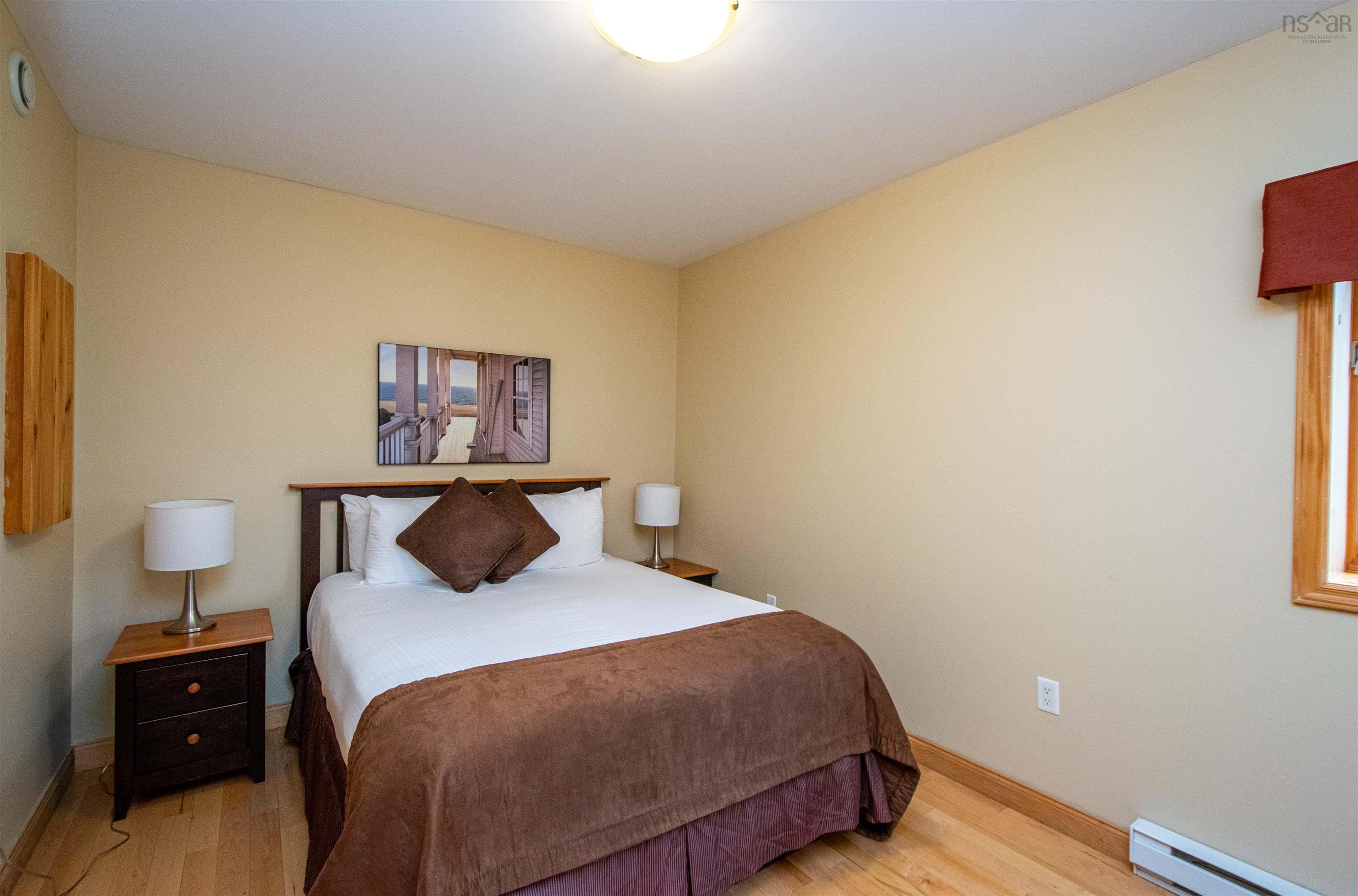 $2,000,000.00: 19-28 Thistle Lane, Braeshore