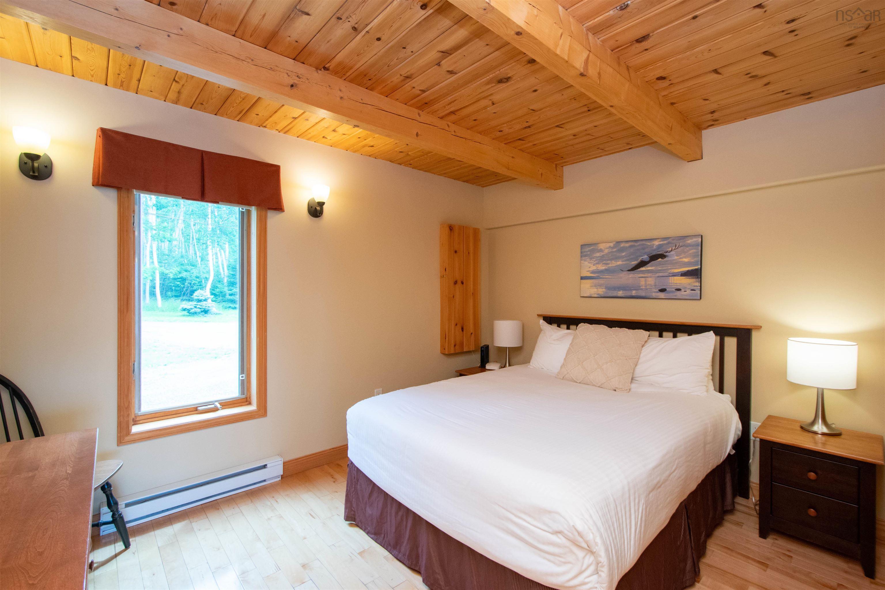 $2,000,000.00: 19-28 Thistle Lane, Braeshore