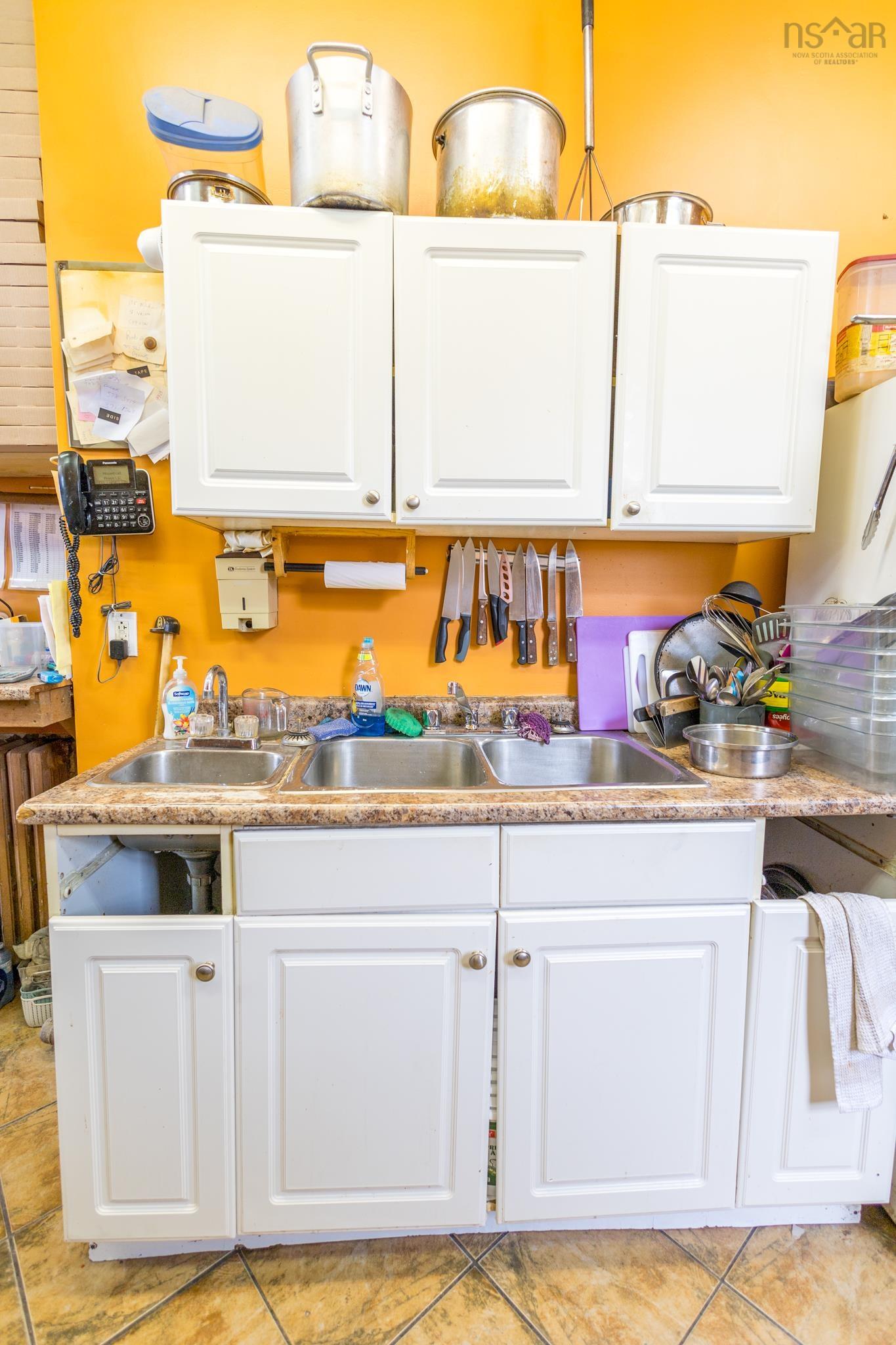 $390,000.00: 651 Victoria Road, Sydney