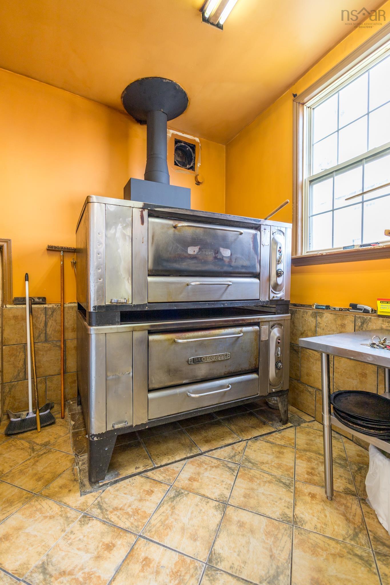 $390,000.00: 651 Victoria Road, Sydney