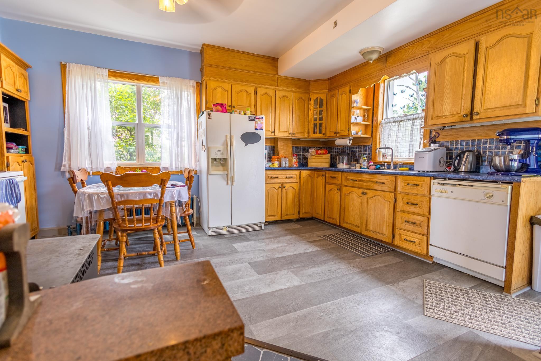 $390,000.00: 651 Victoria Road, Sydney