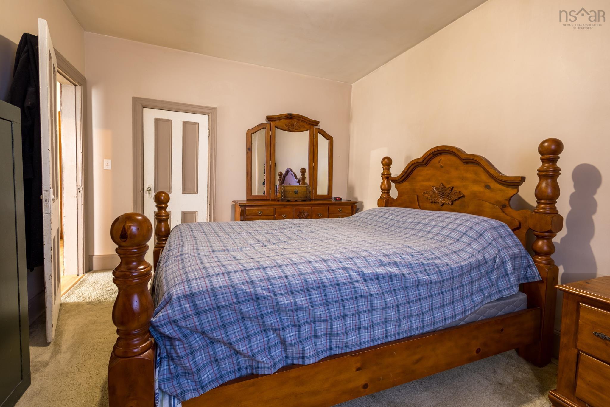 $390,000.00: 651 Victoria Road, Sydney