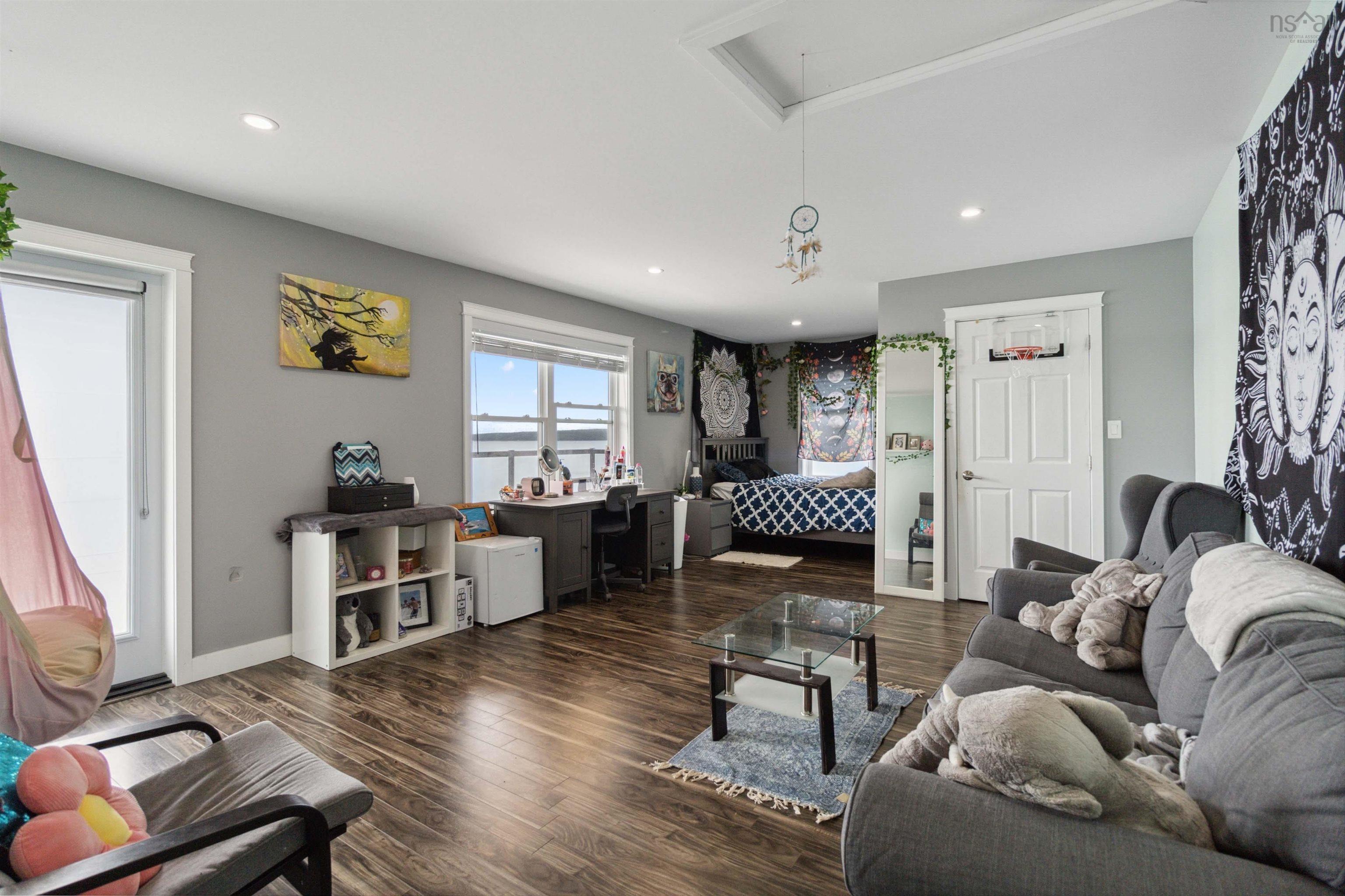 1112 Sandy Point Road 
