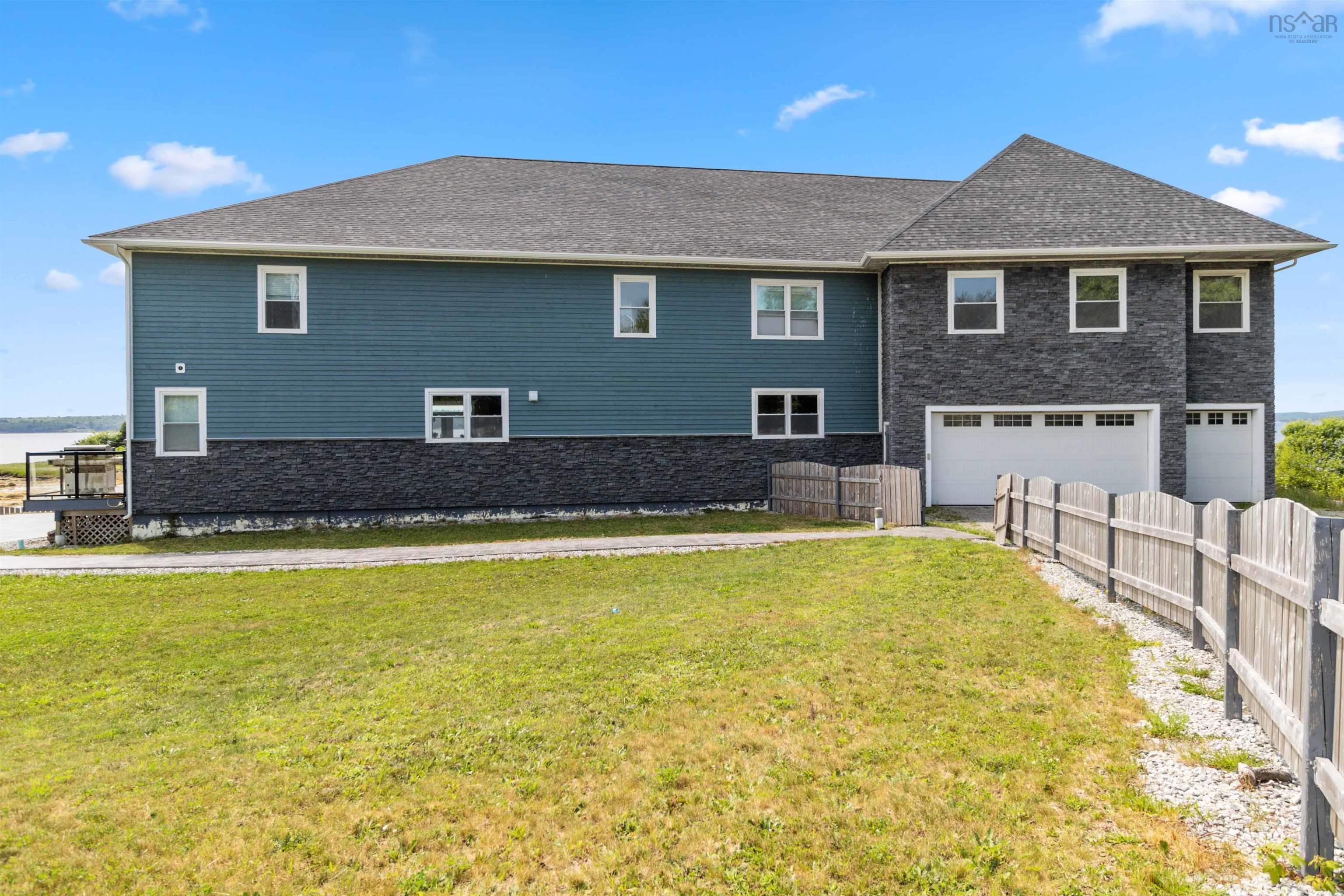 1112 Sandy Point Road 
