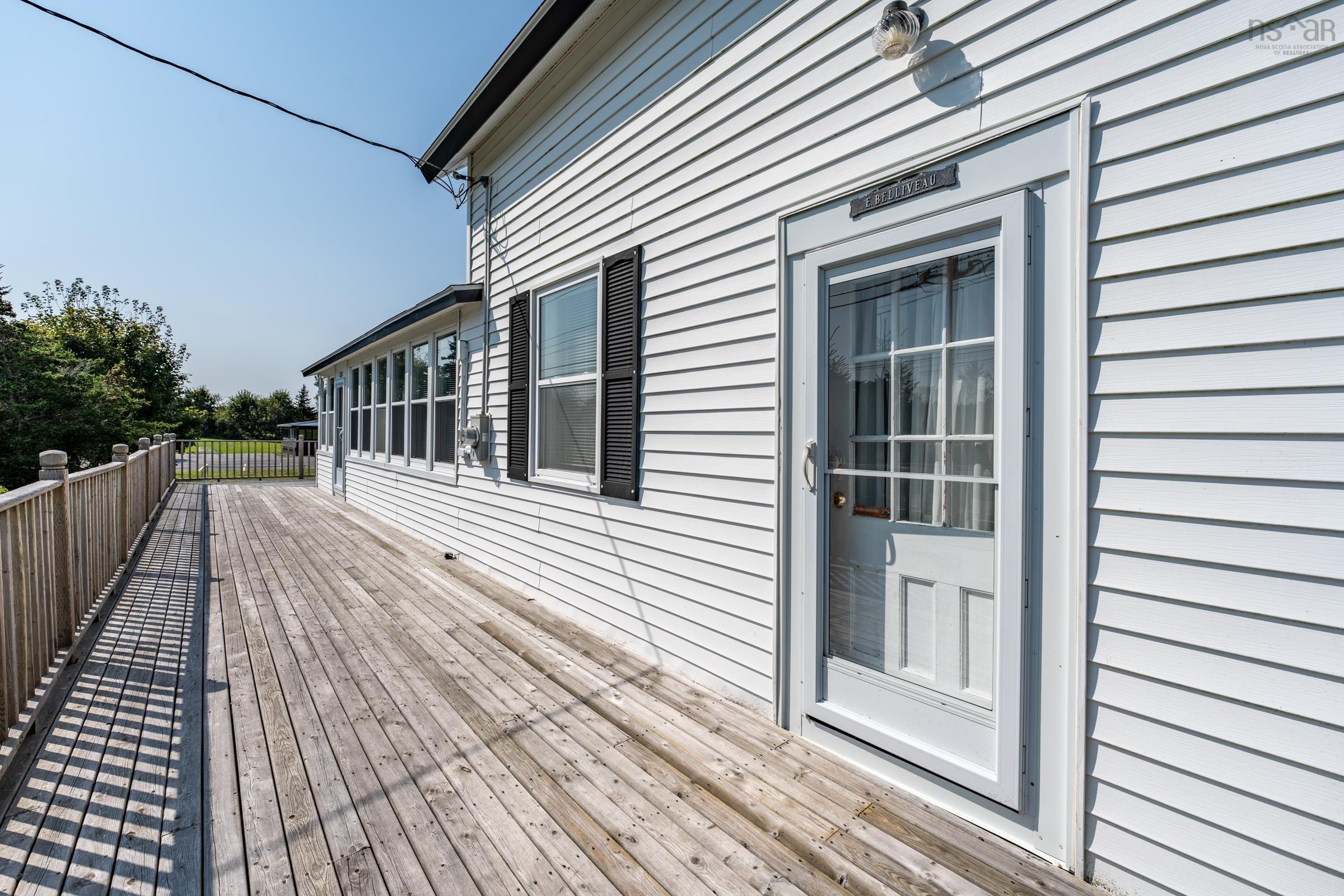 2857 Evangeline Trail 