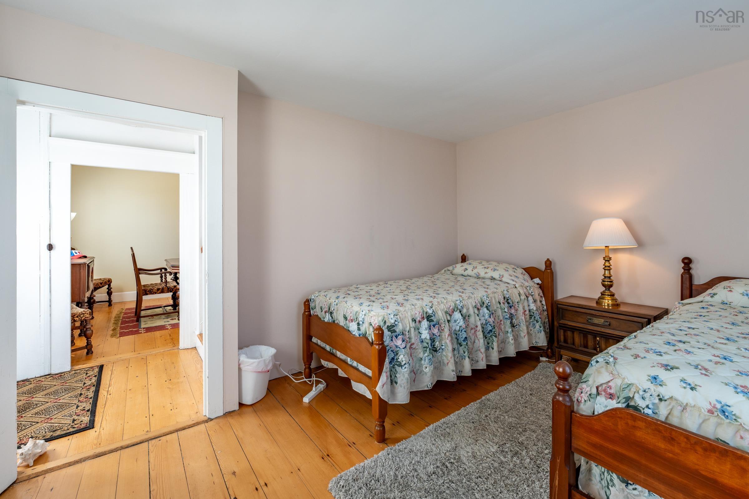2857 Evangeline Trail 