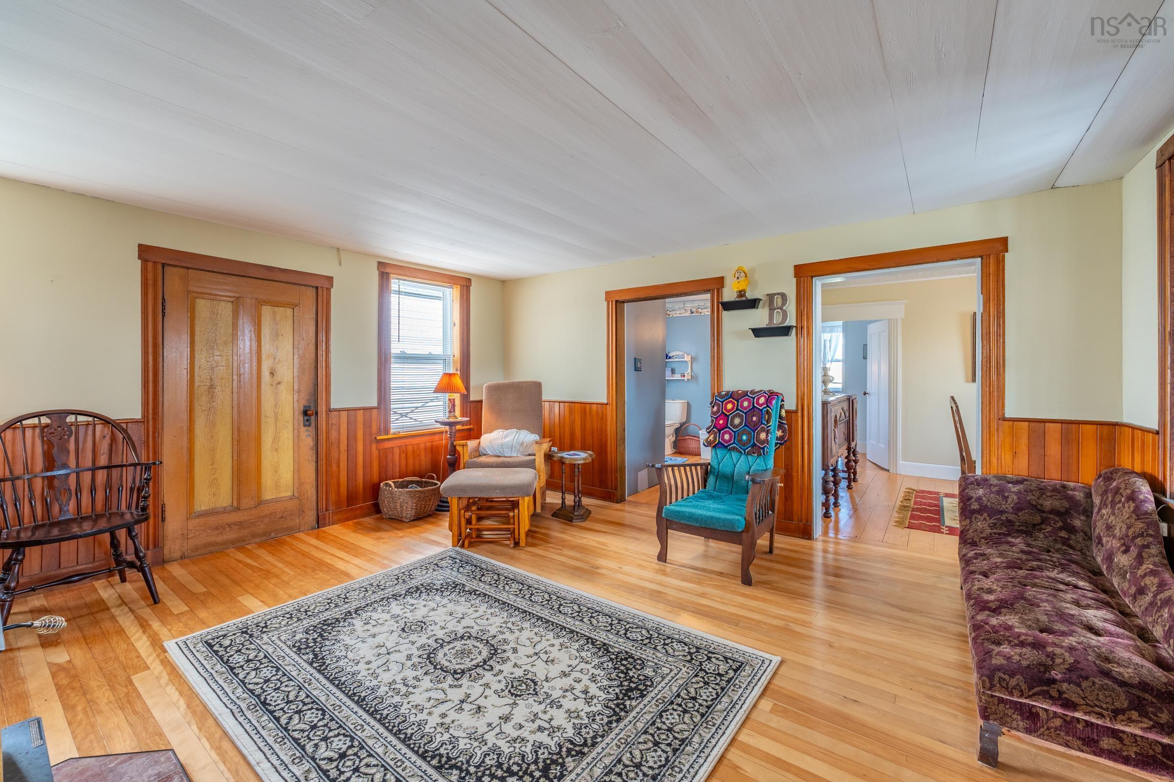 2857 Evangeline Trail 