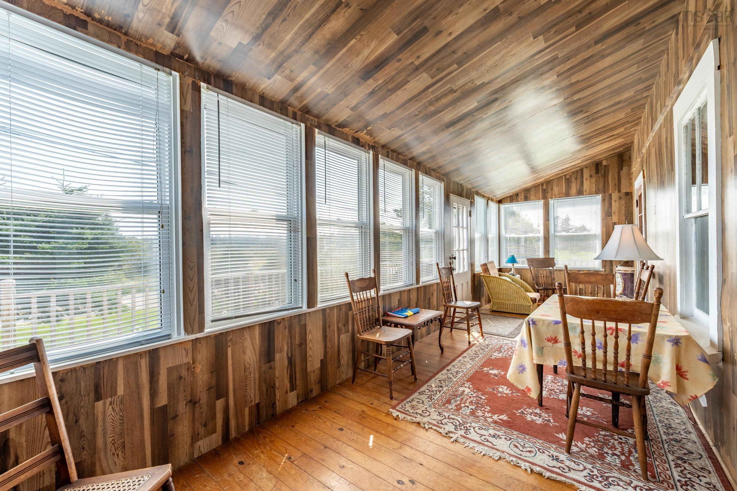 2857 Evangeline Trail 
