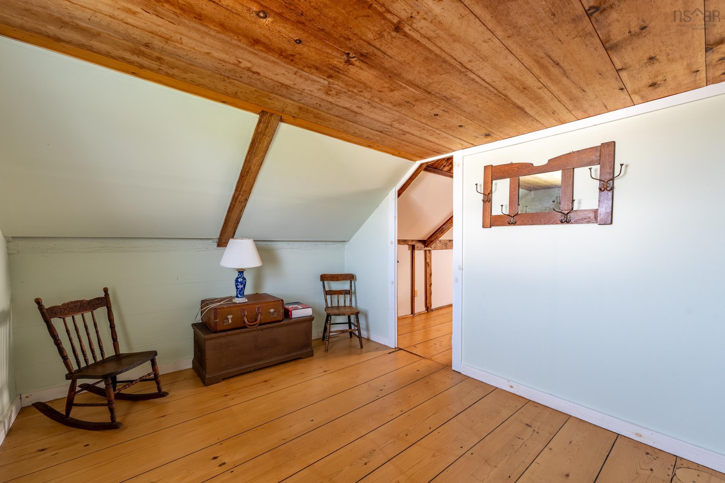 2857 Evangeline Trail 