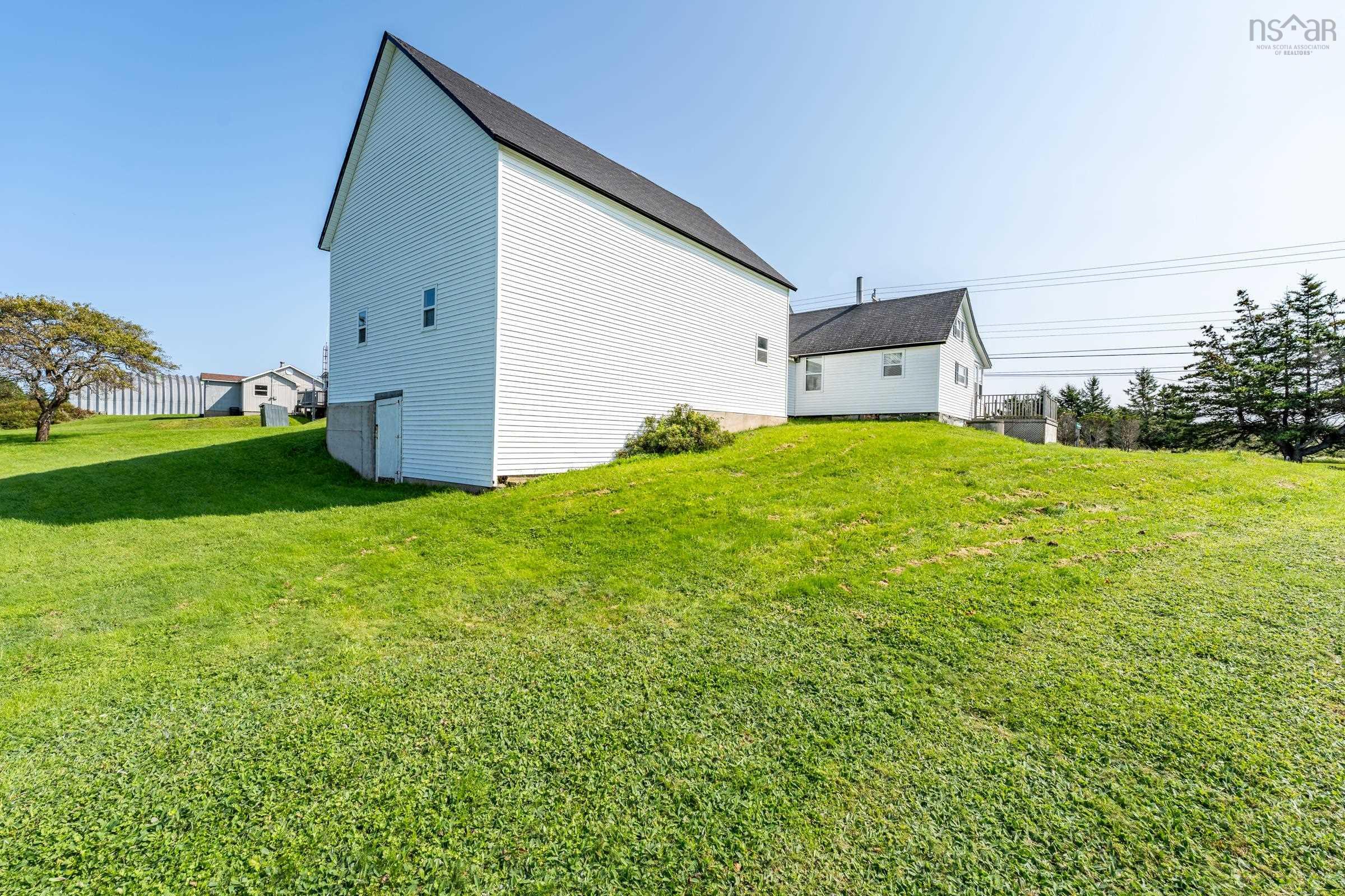 2857 Evangeline Trail 