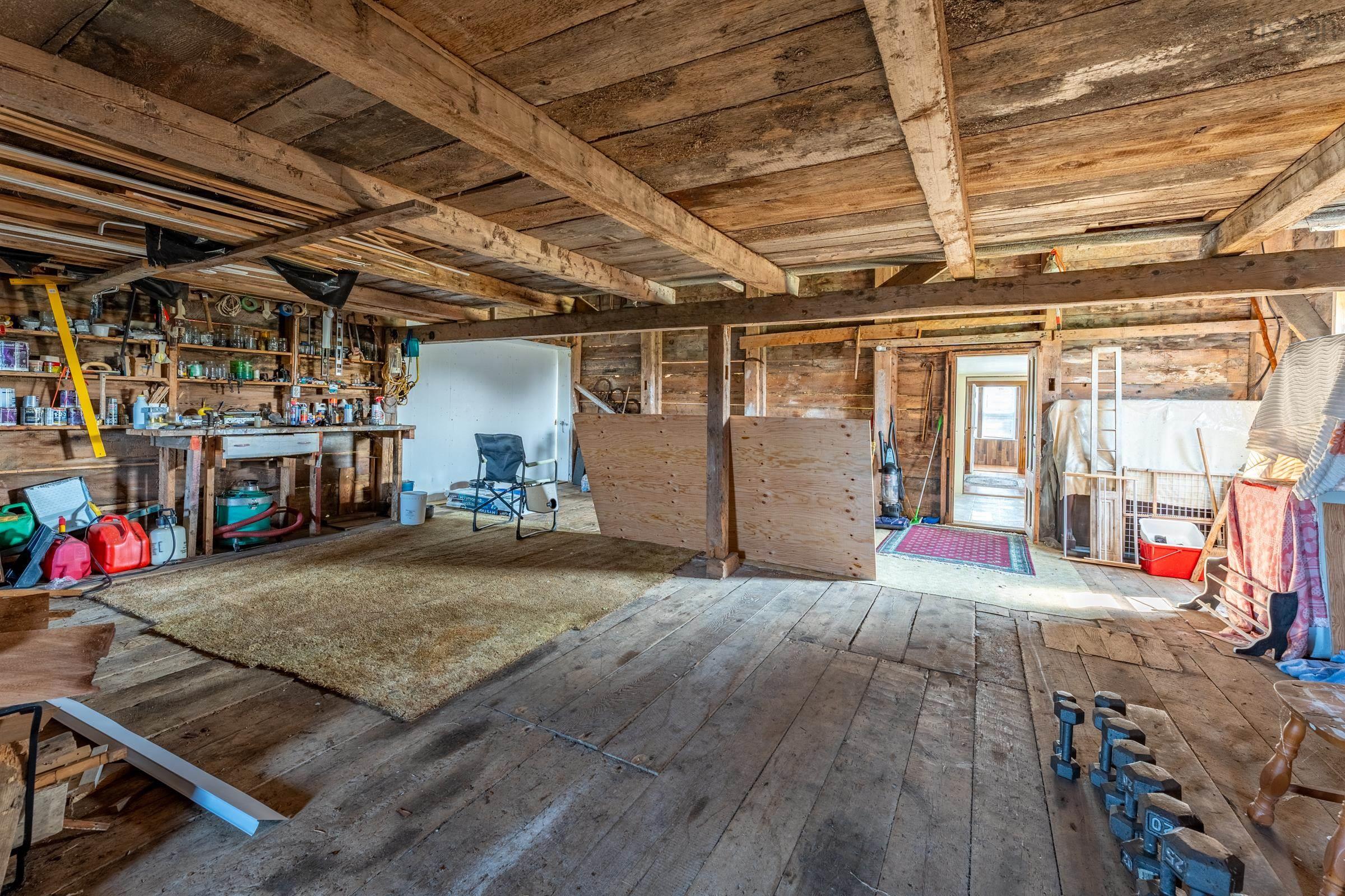 2857 Evangeline Trail 