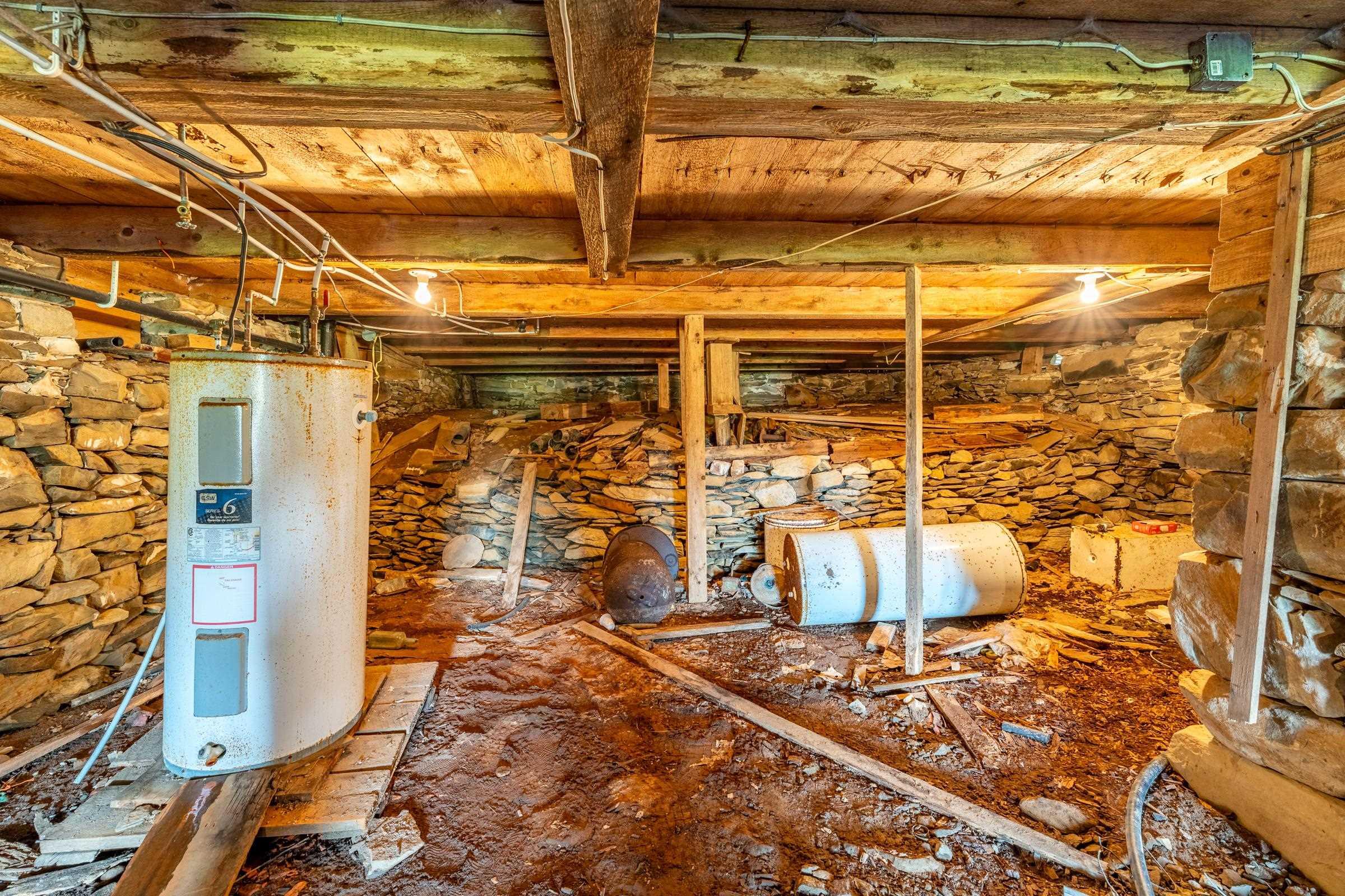2857 Evangeline Trail 