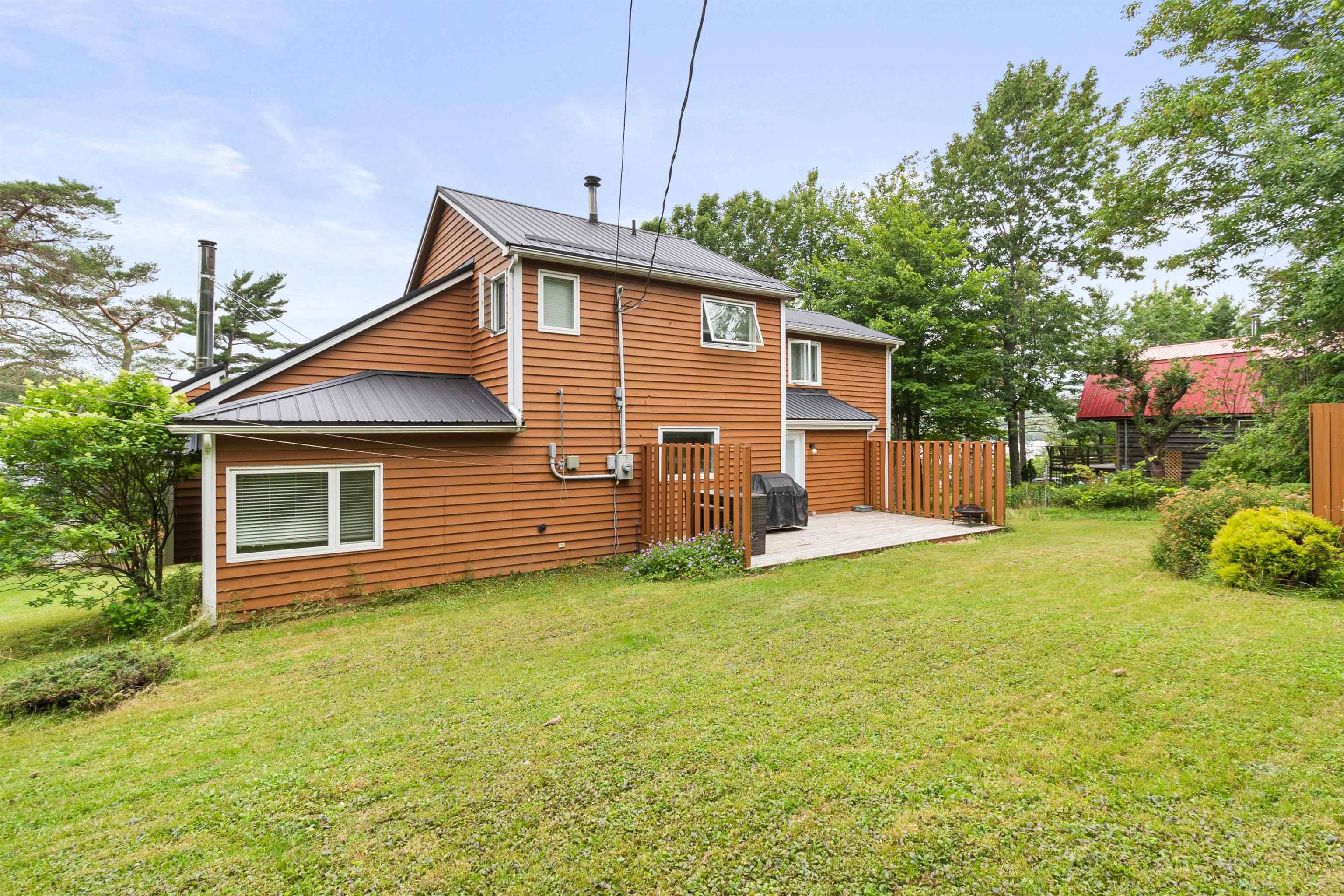 $699,000.00: 3794 Highway 2, Fletchers Lake