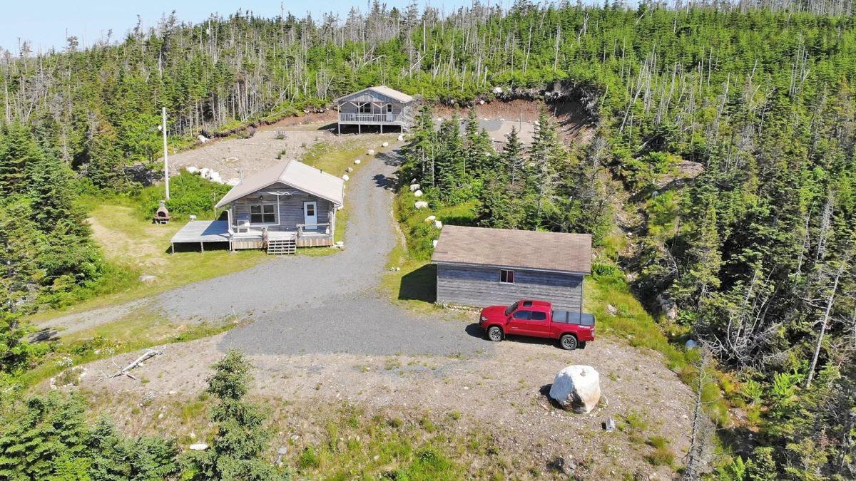 304 Cape Road South 