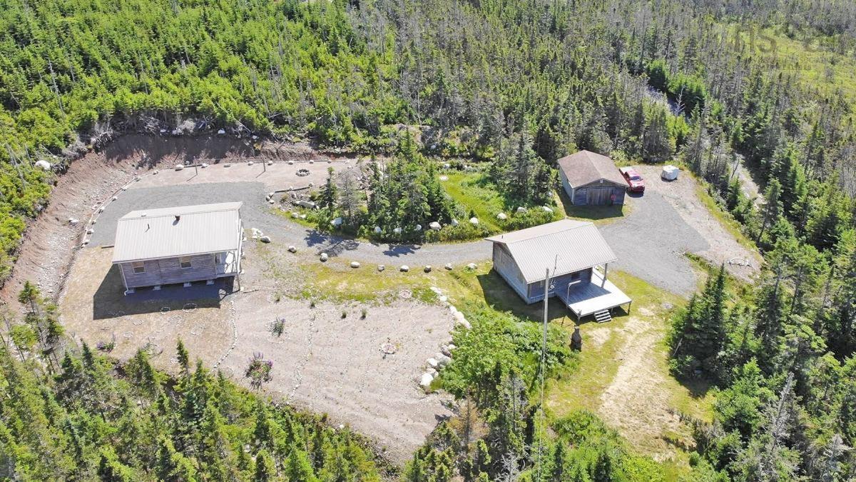 304 Cape Road South 