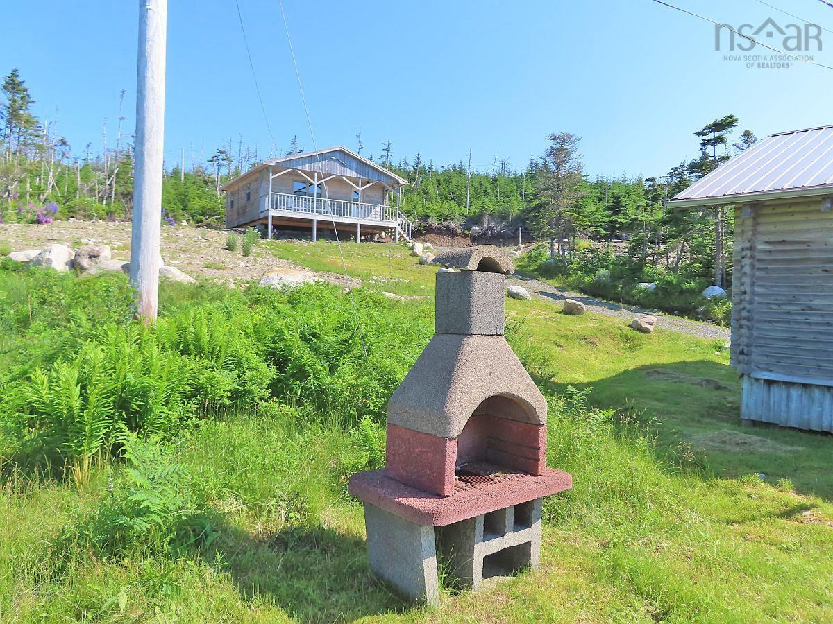 304 Cape Road South 