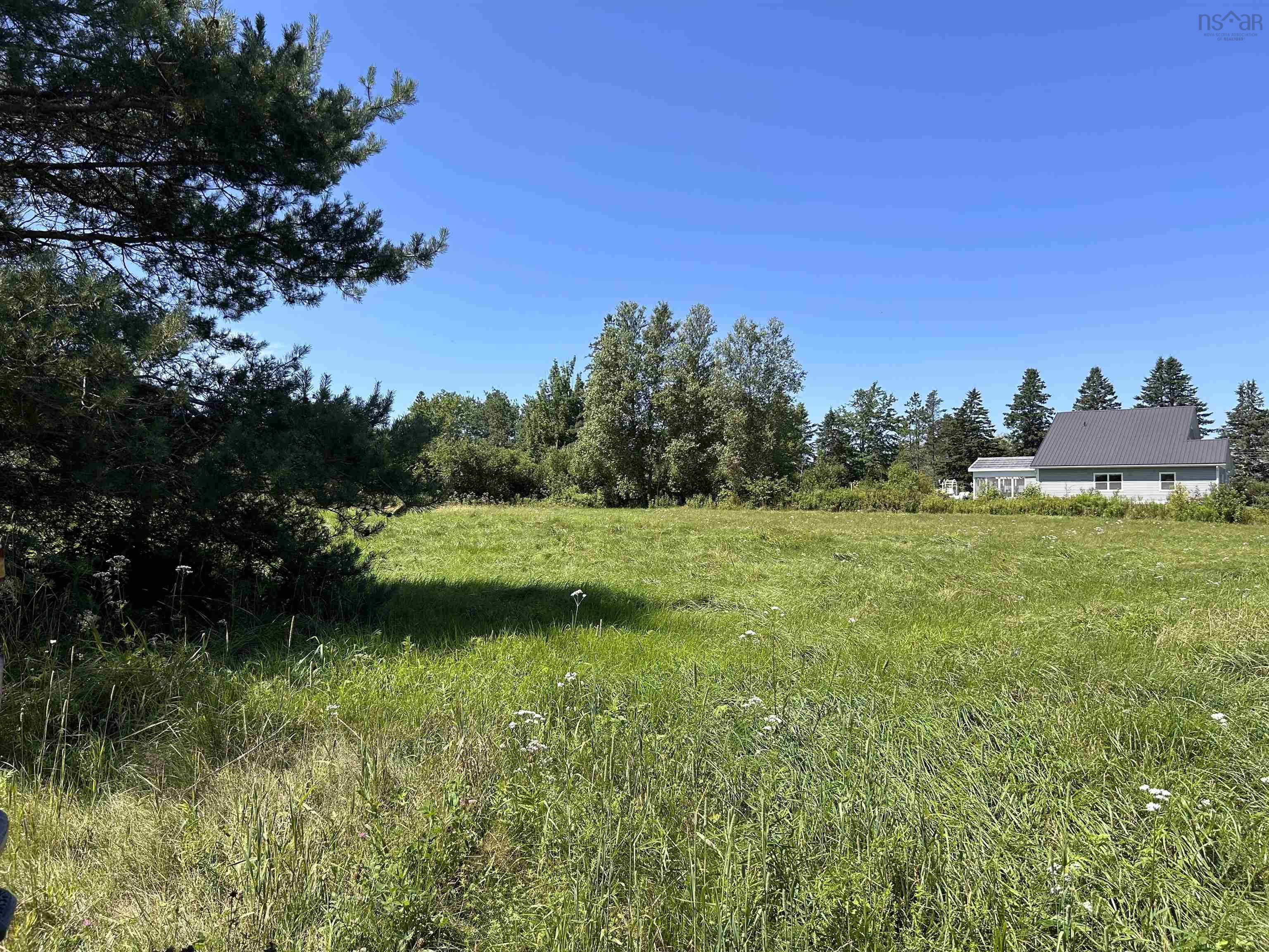 $114,900.00: 1766 6 Highway, Warren