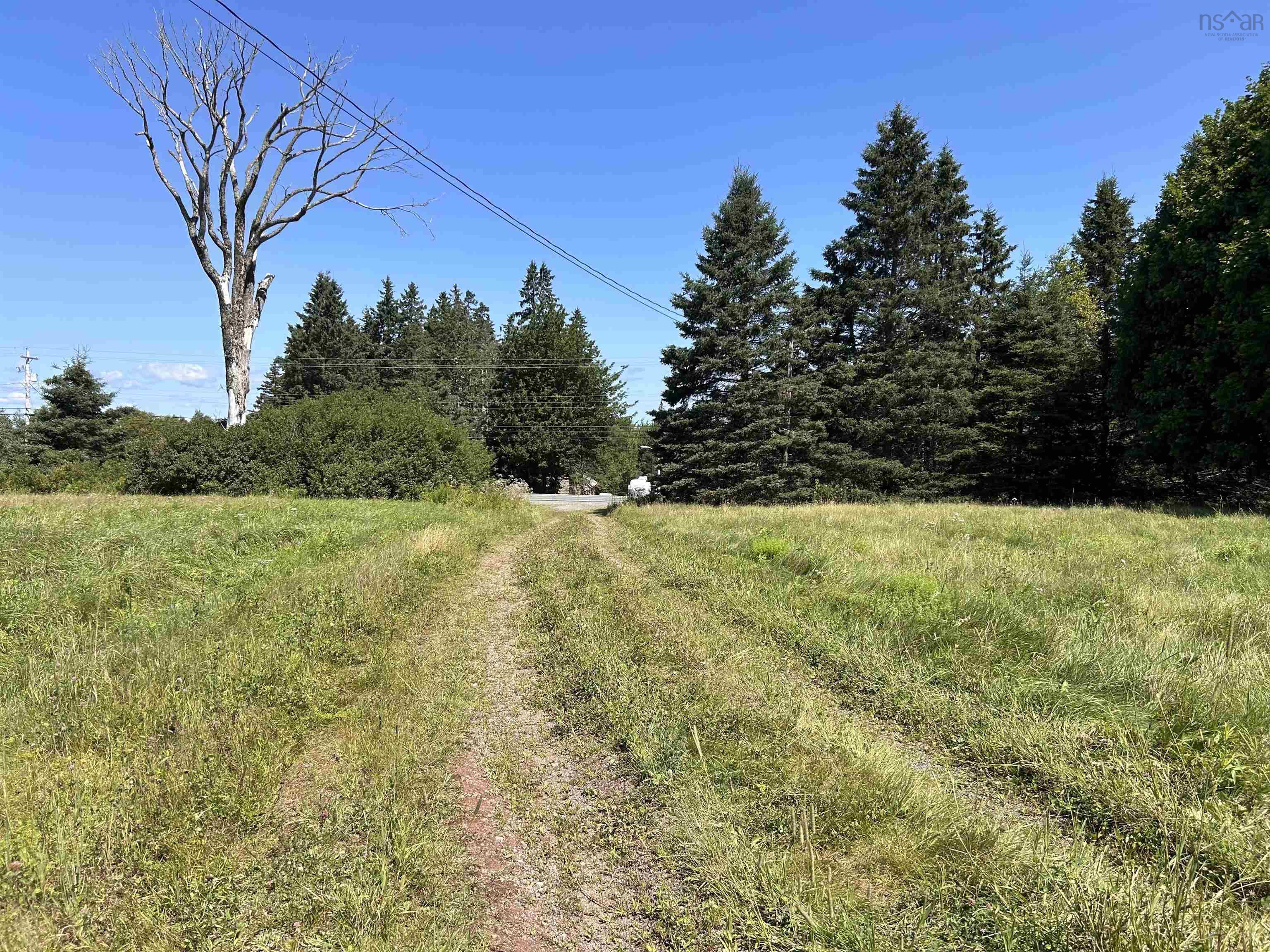 $114,900.00: 1766 6 Highway, Warren