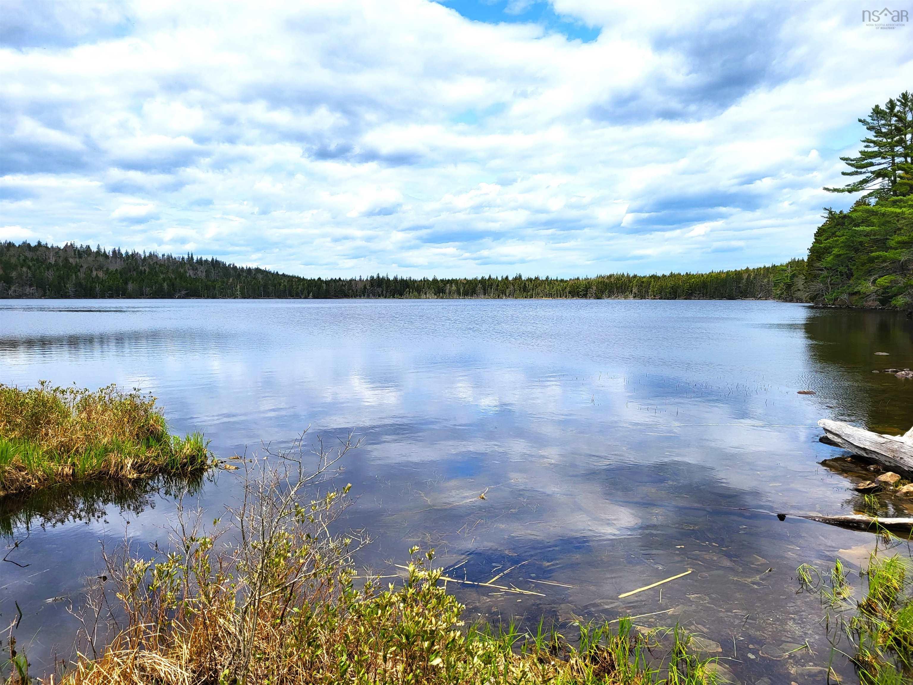 $69,900.00: Lot Back Road, Voglers Cove