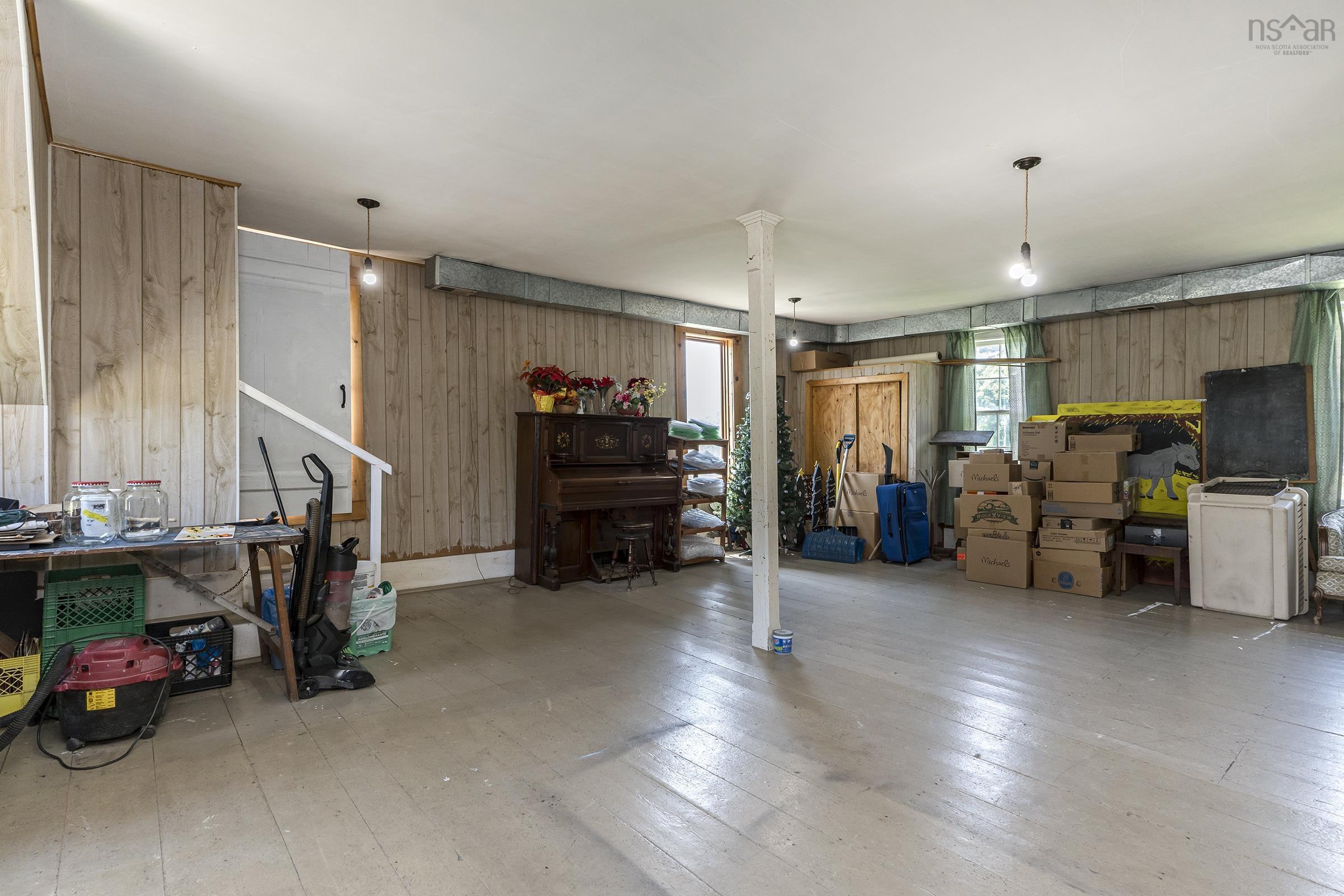 $89,000.00: 1671 Highway 1, Clementsport
