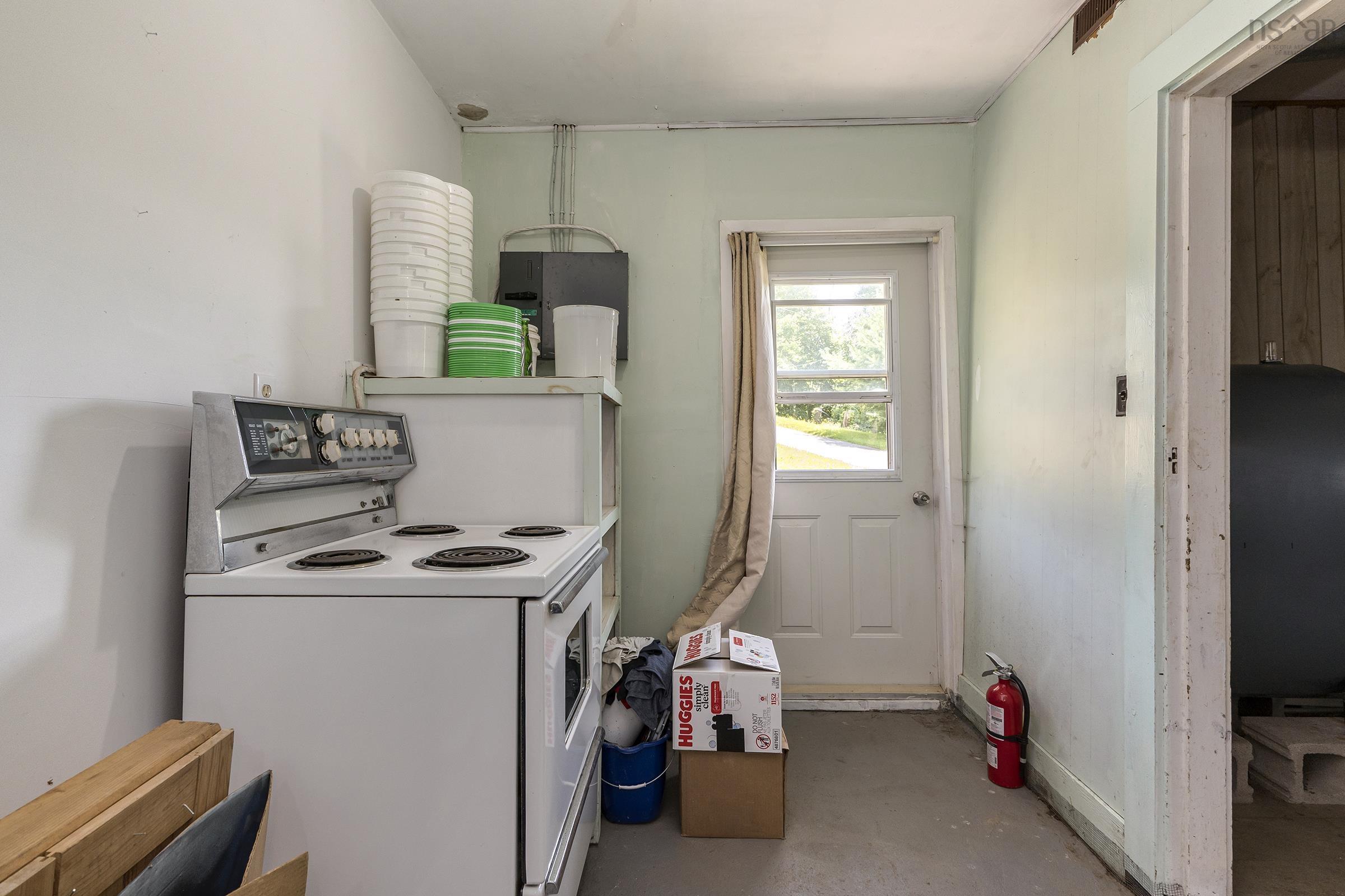 $89,000.00: 1671 Highway 1, Clementsport