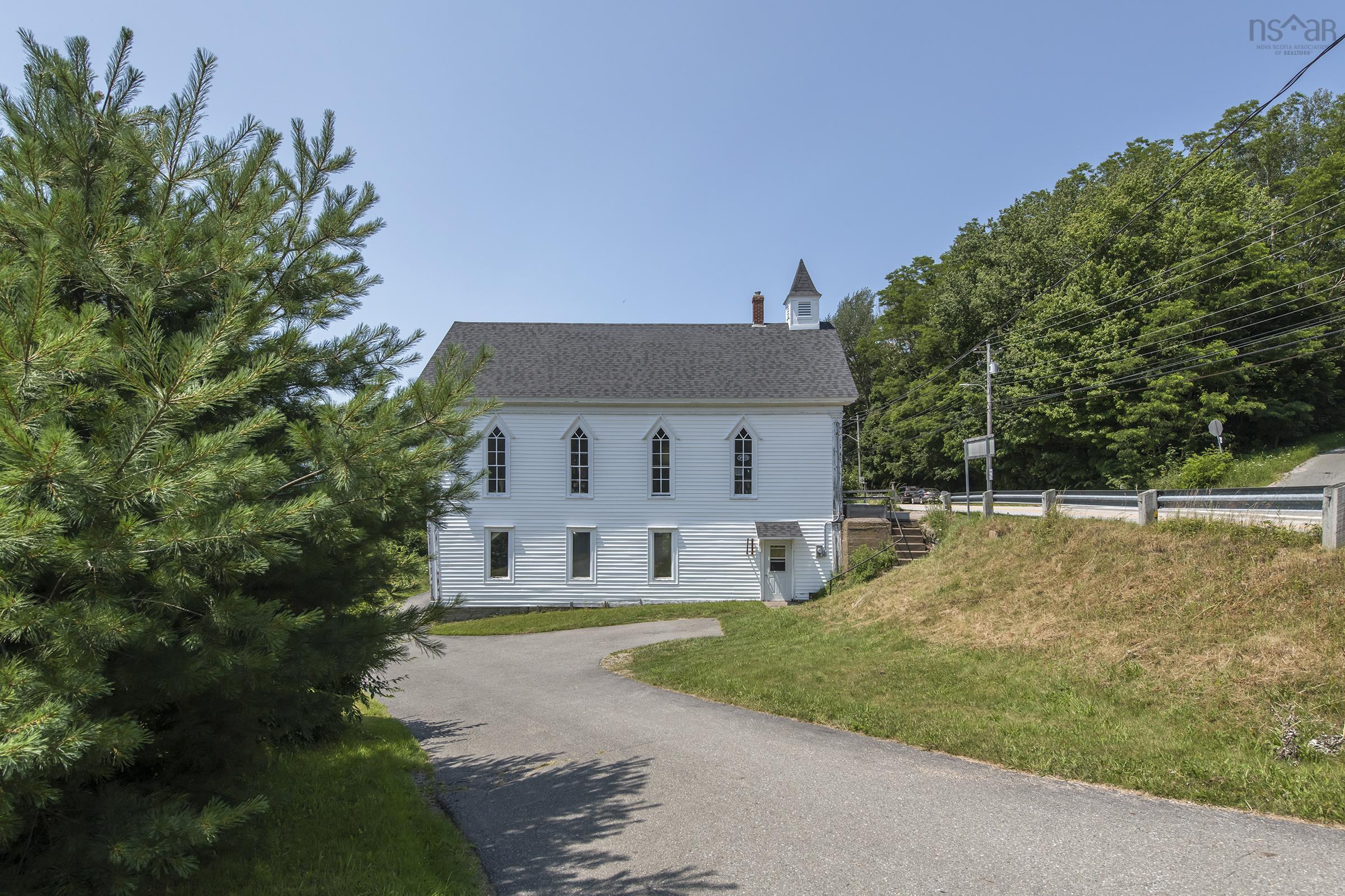 $89,000.00: 1671 Highway 1, Clementsport