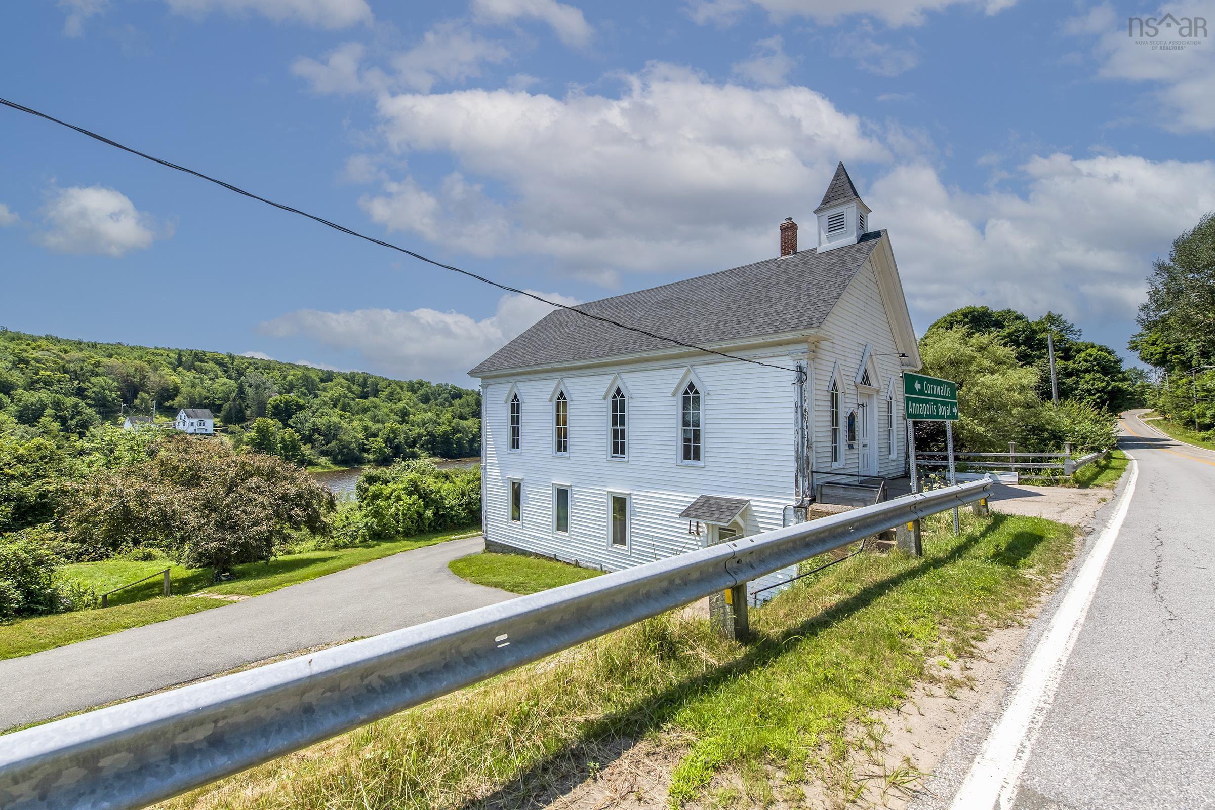 $89,000.00: 1671 Highway 1, Clementsport