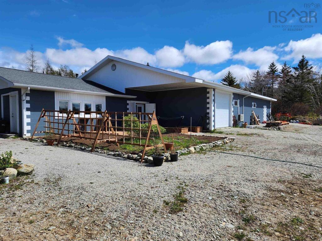 $499,900.00: 2292 Highway 3, Pubnico
