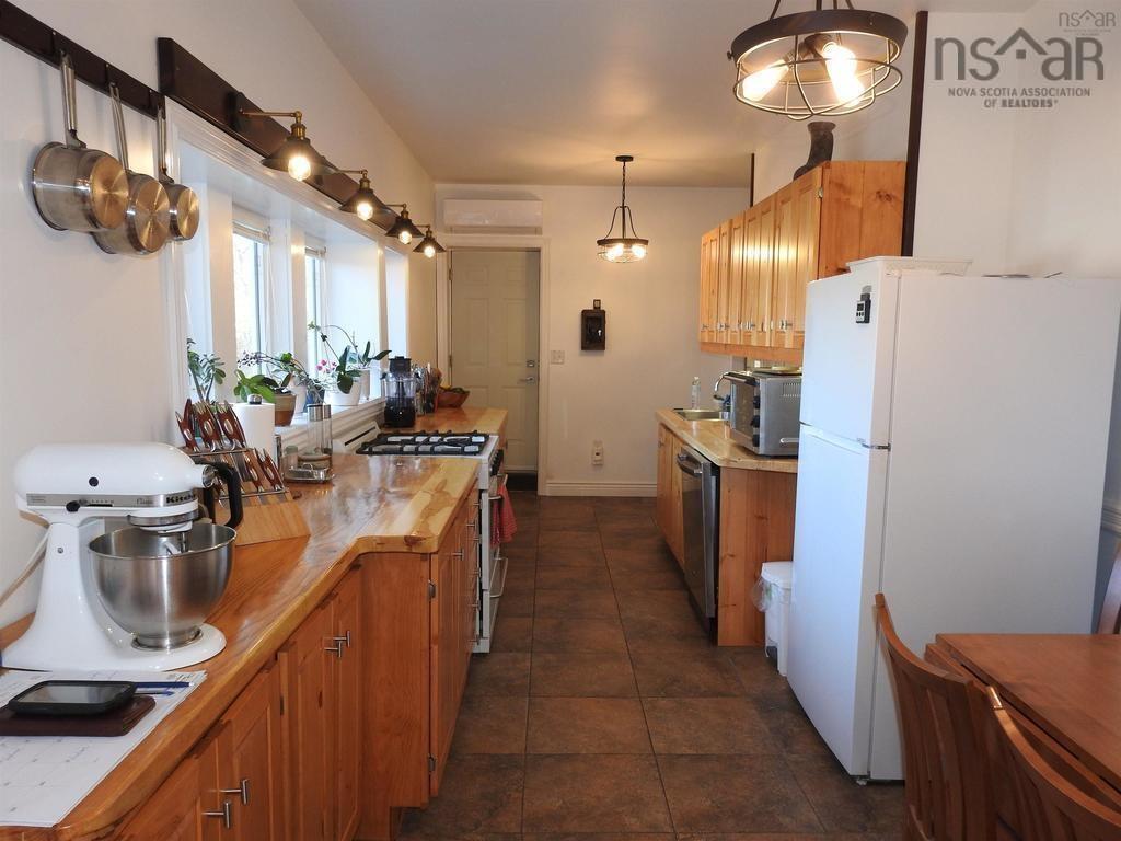 $499,900.00: 2292 Highway 3, Pubnico