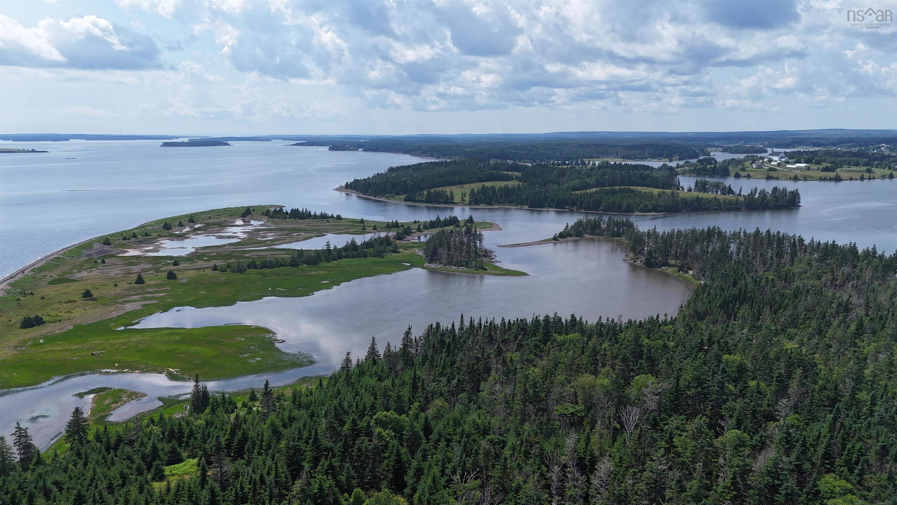 $99,000.00: Grand Gully Island, River Tillard