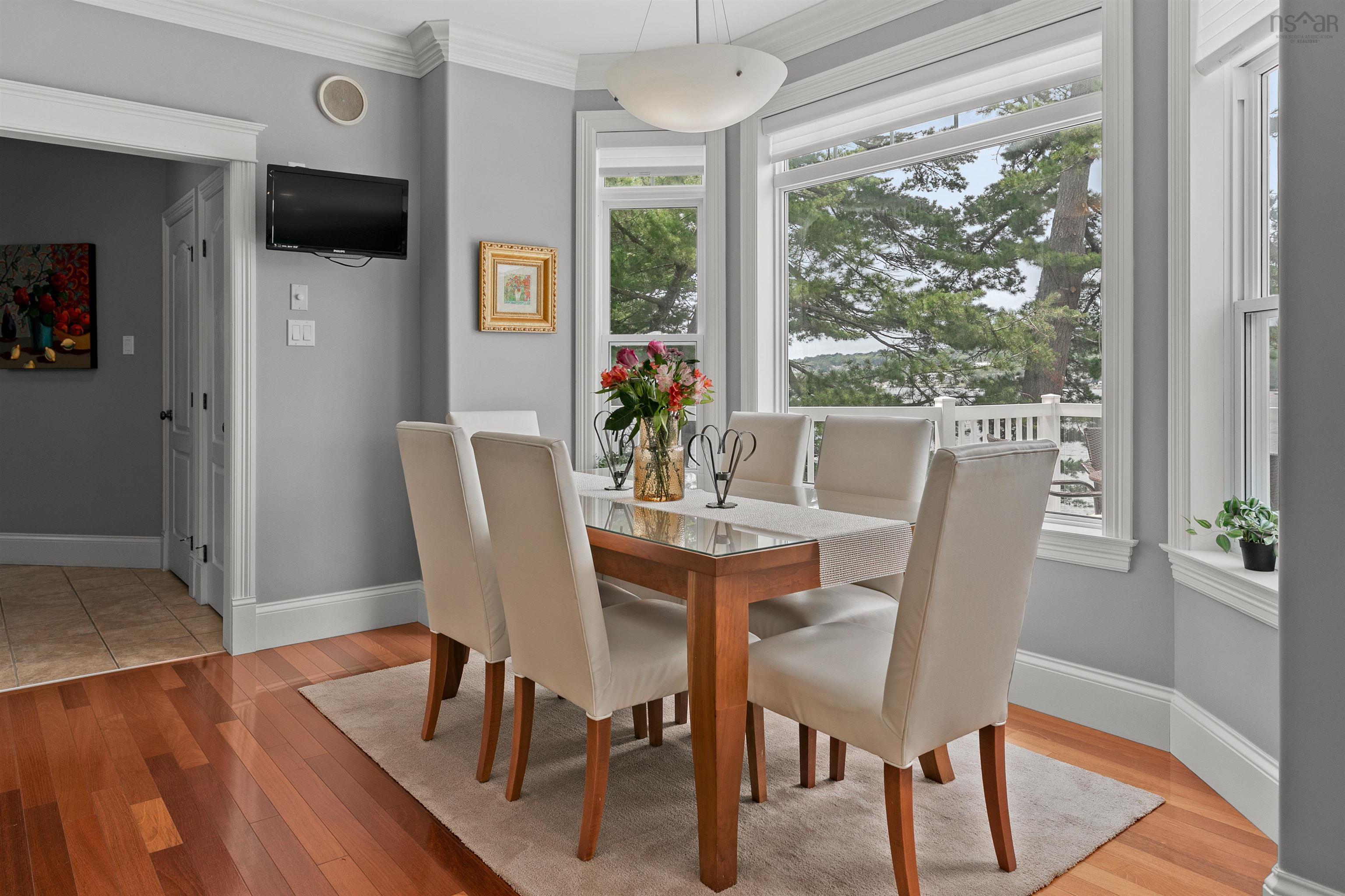 $2,499,000.00: 981 Shore Drive, Bedford