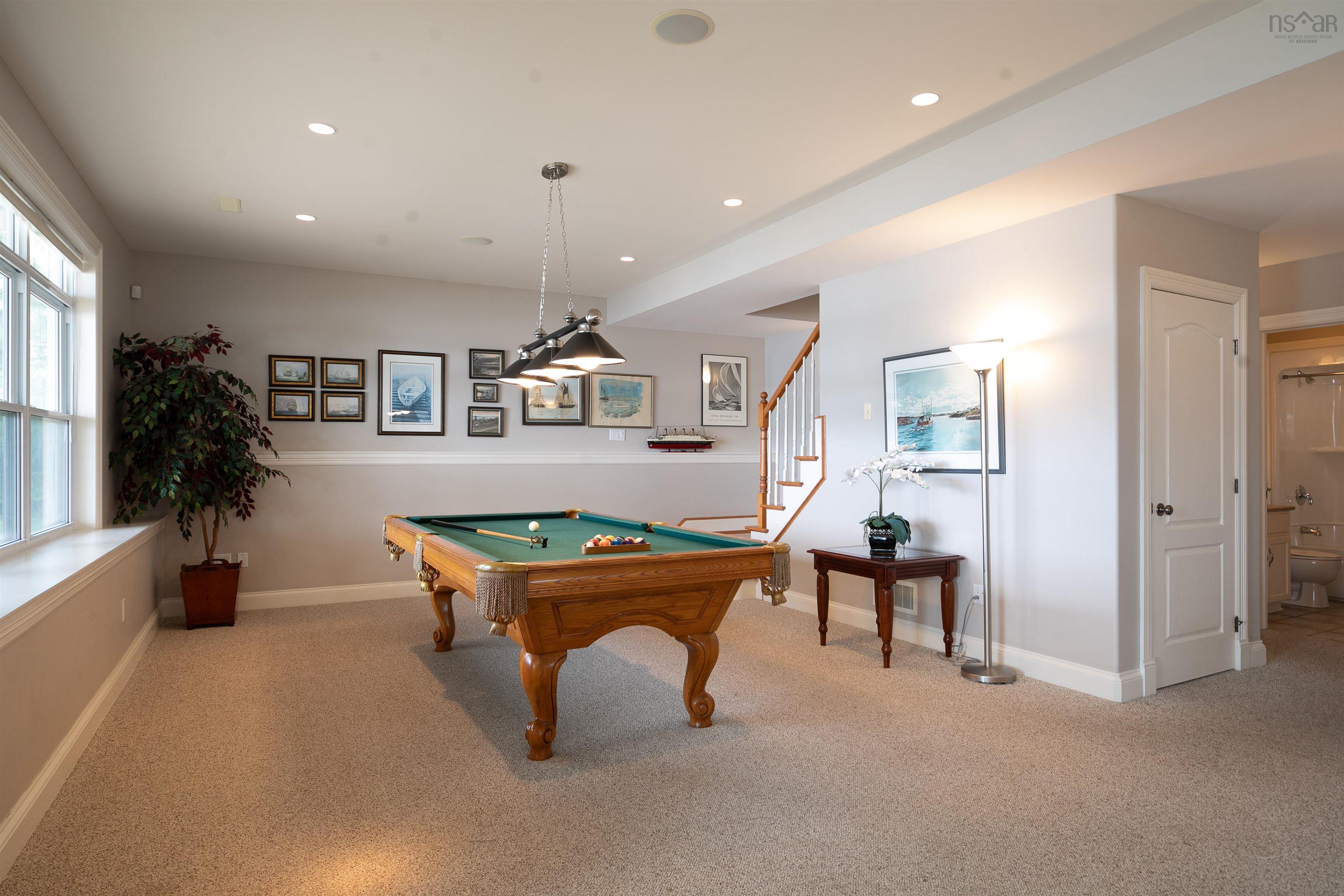 $2,499,000.00: 981 Shore Drive, Bedford