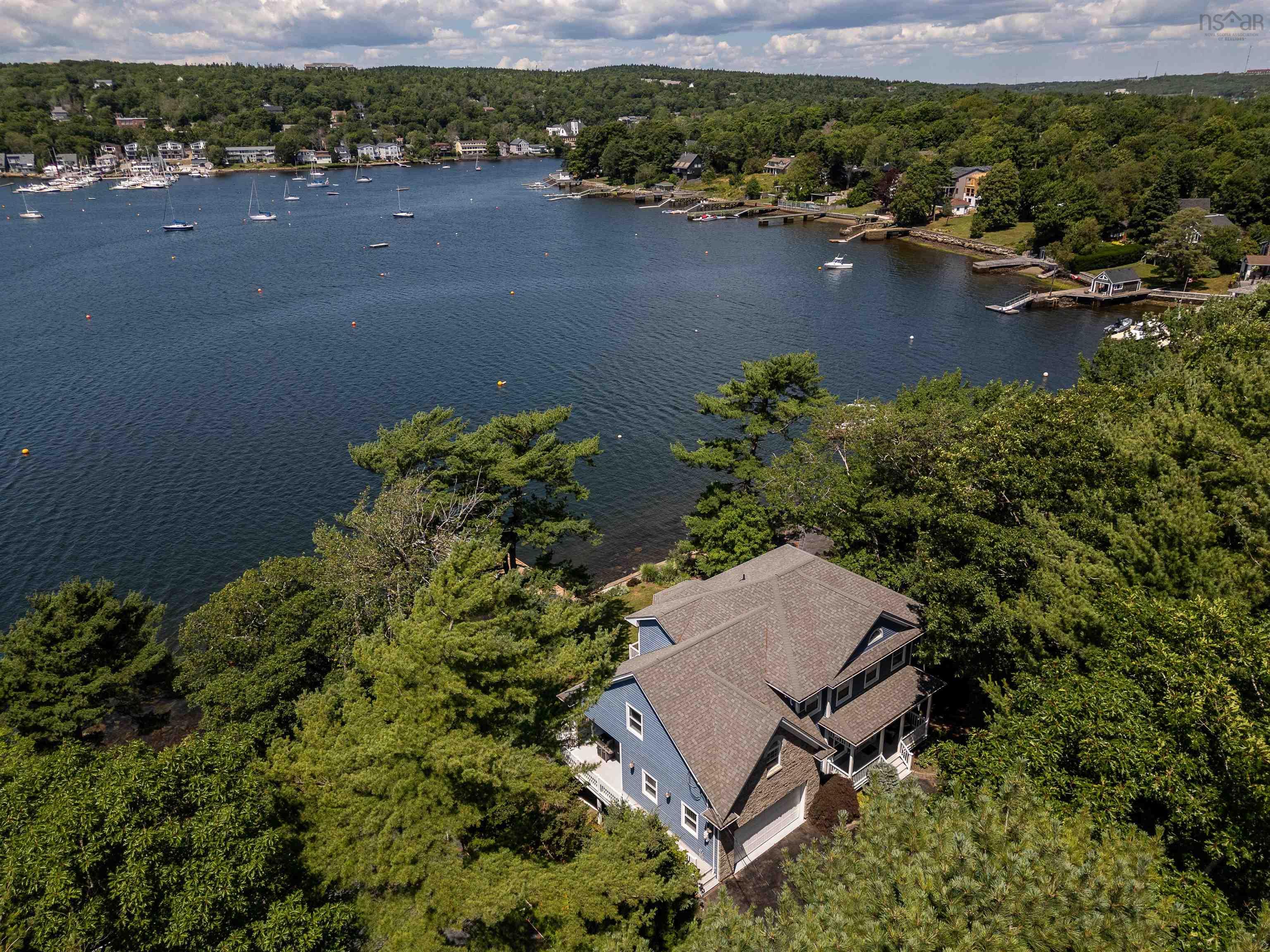 $2,499,000.00: 981 Shore Drive, Bedford