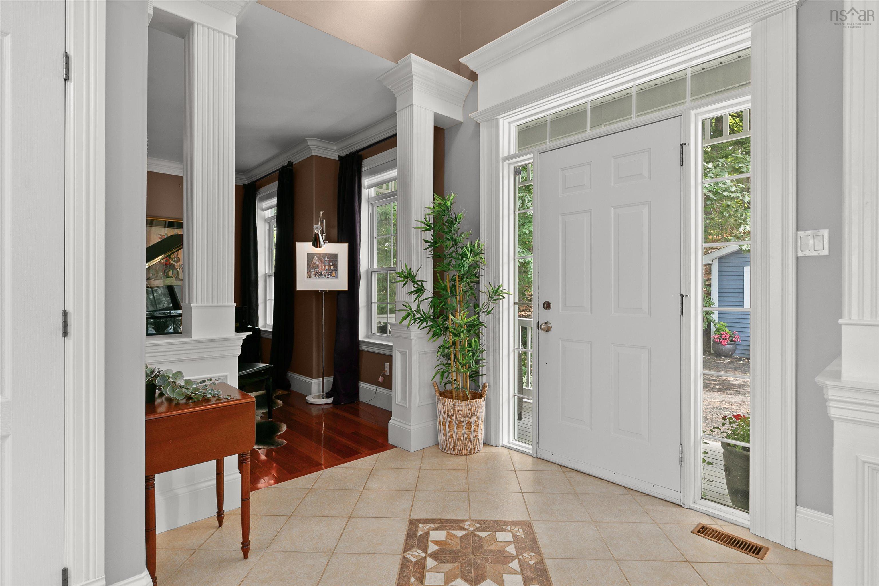 $2,499,000.00: 981 Shore Drive, Bedford