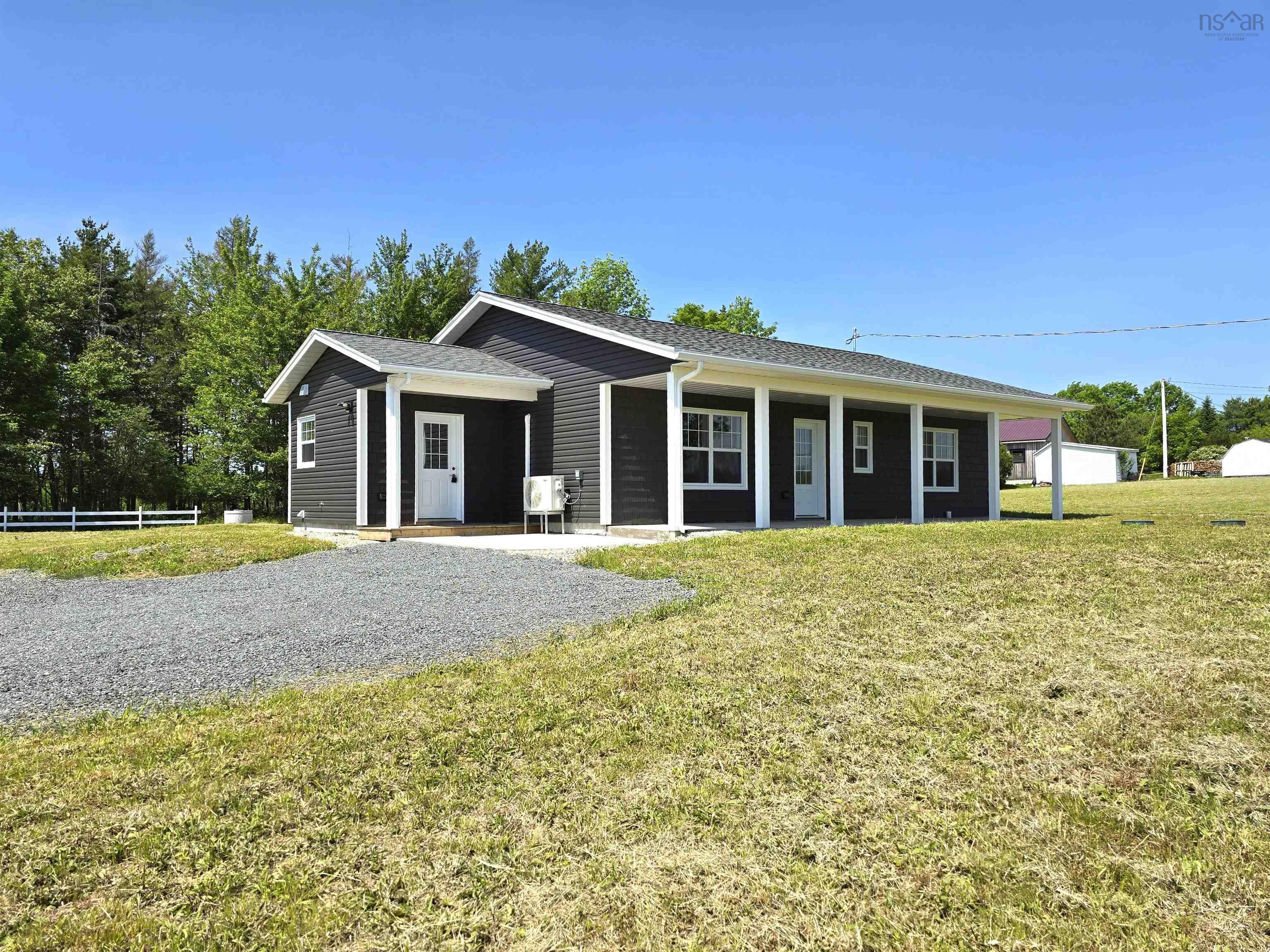 $450,000.00: 3045 Northfield Road, Upper Northfield