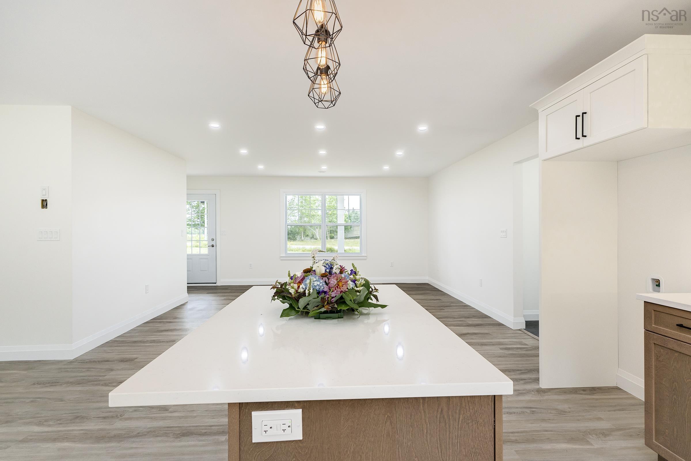 $450,000.00: 3045 Northfield Road, Upper Northfield