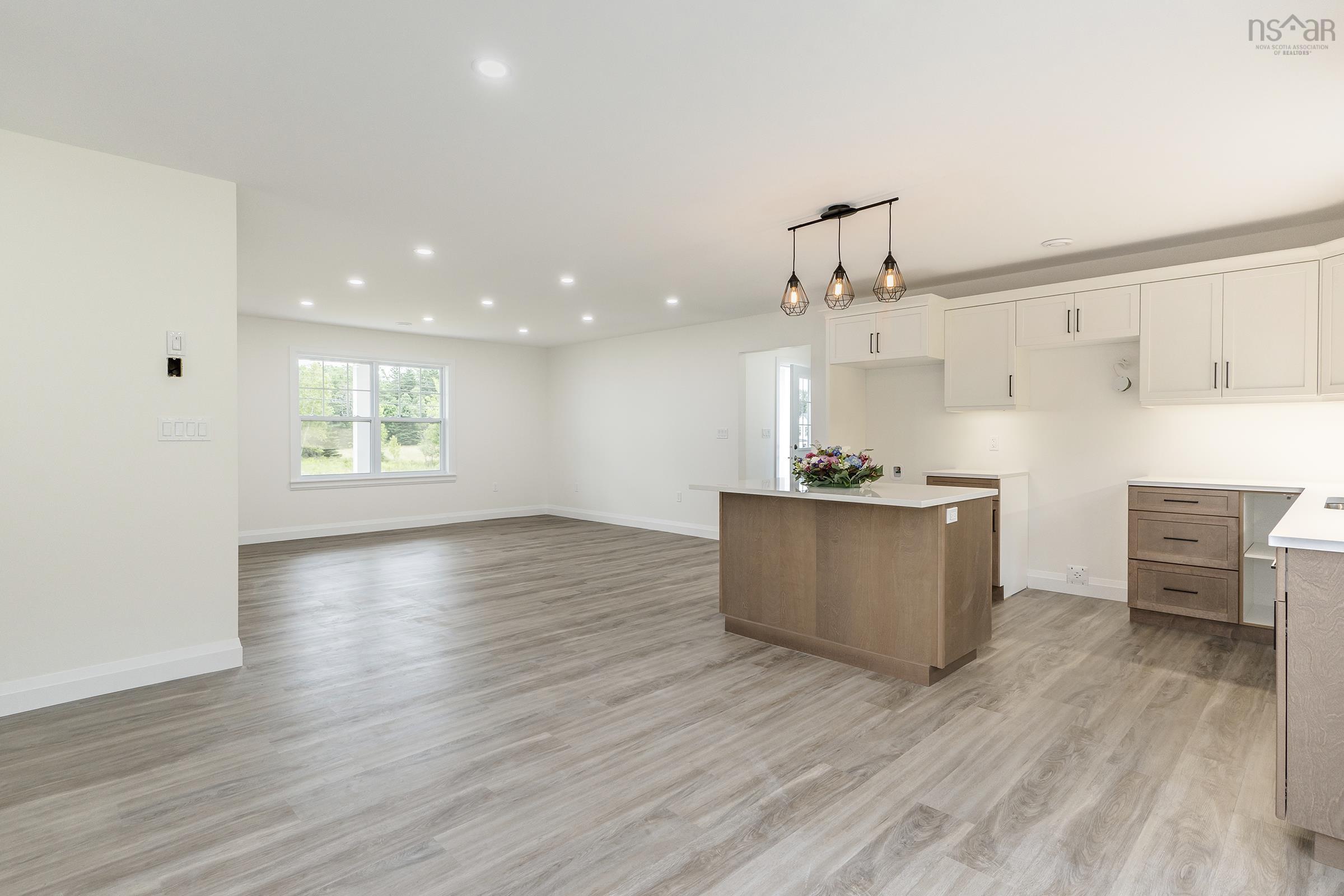 $450,000.00: 3045 Northfield Road, Upper Northfield